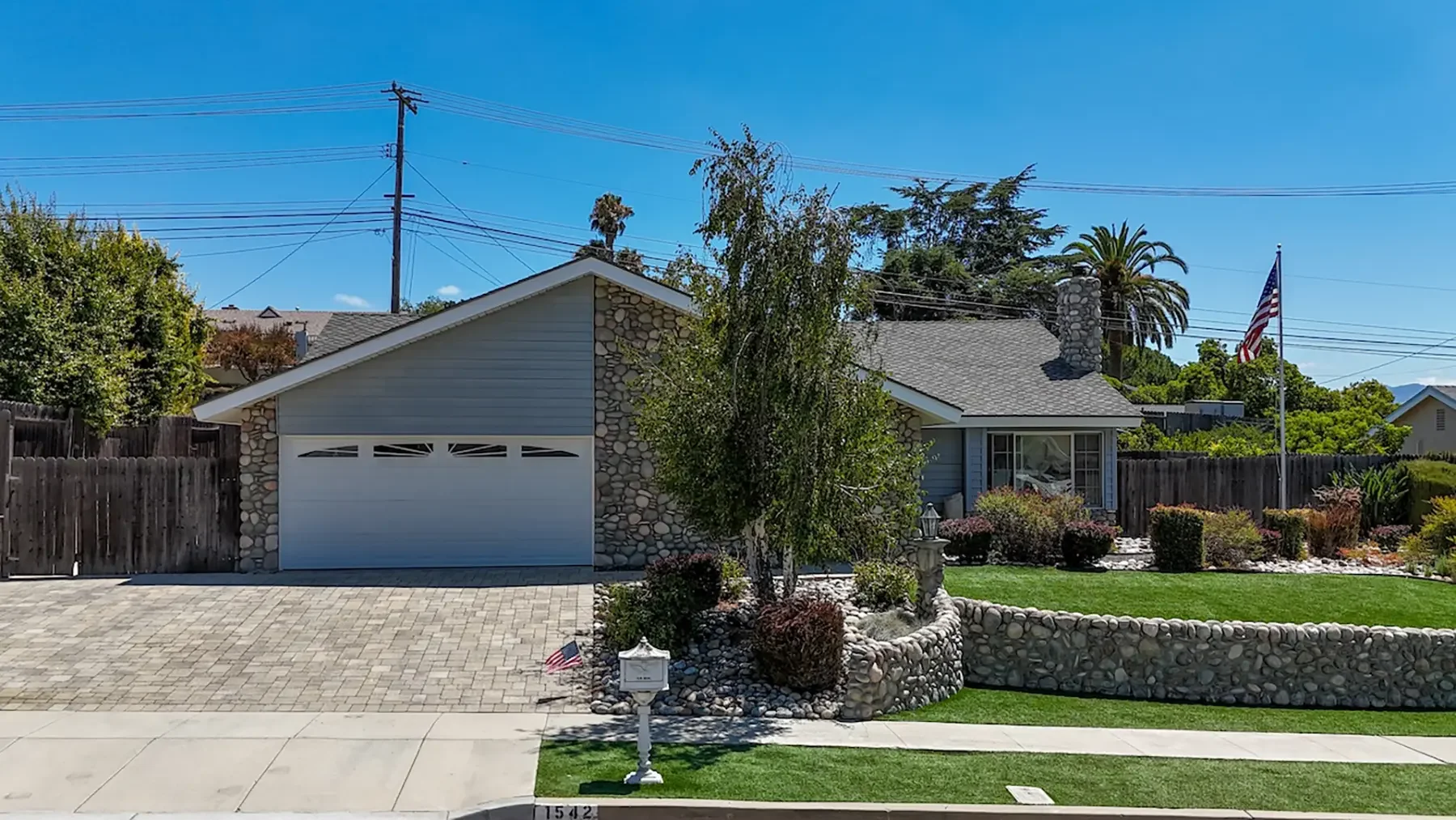 Exterior view of 1542 Uppingham Drive in Thousand Oaks, CA.