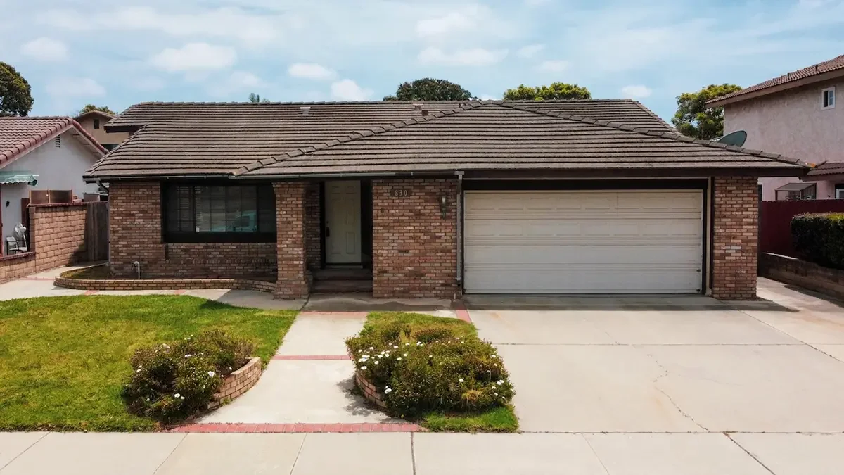 Exterior view of 830 Blanca Place in Oxnard, CA.