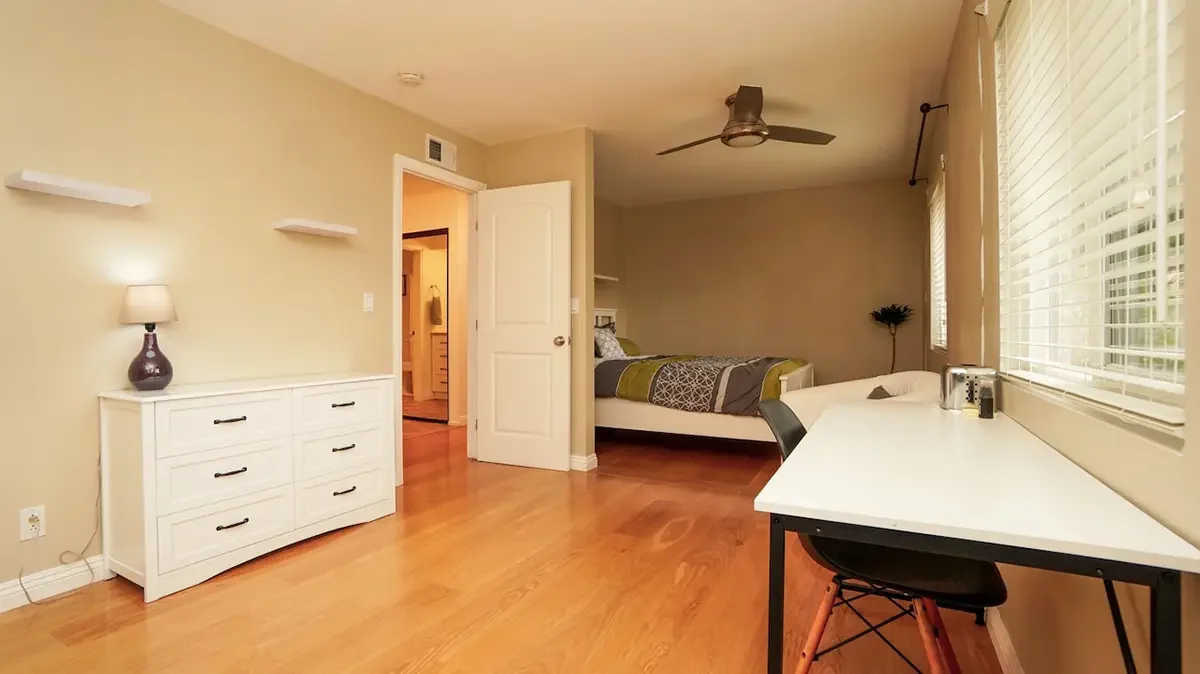 Secondary bedroom of 304 Hickory Grove Drive in Thousand Oaks, CA.