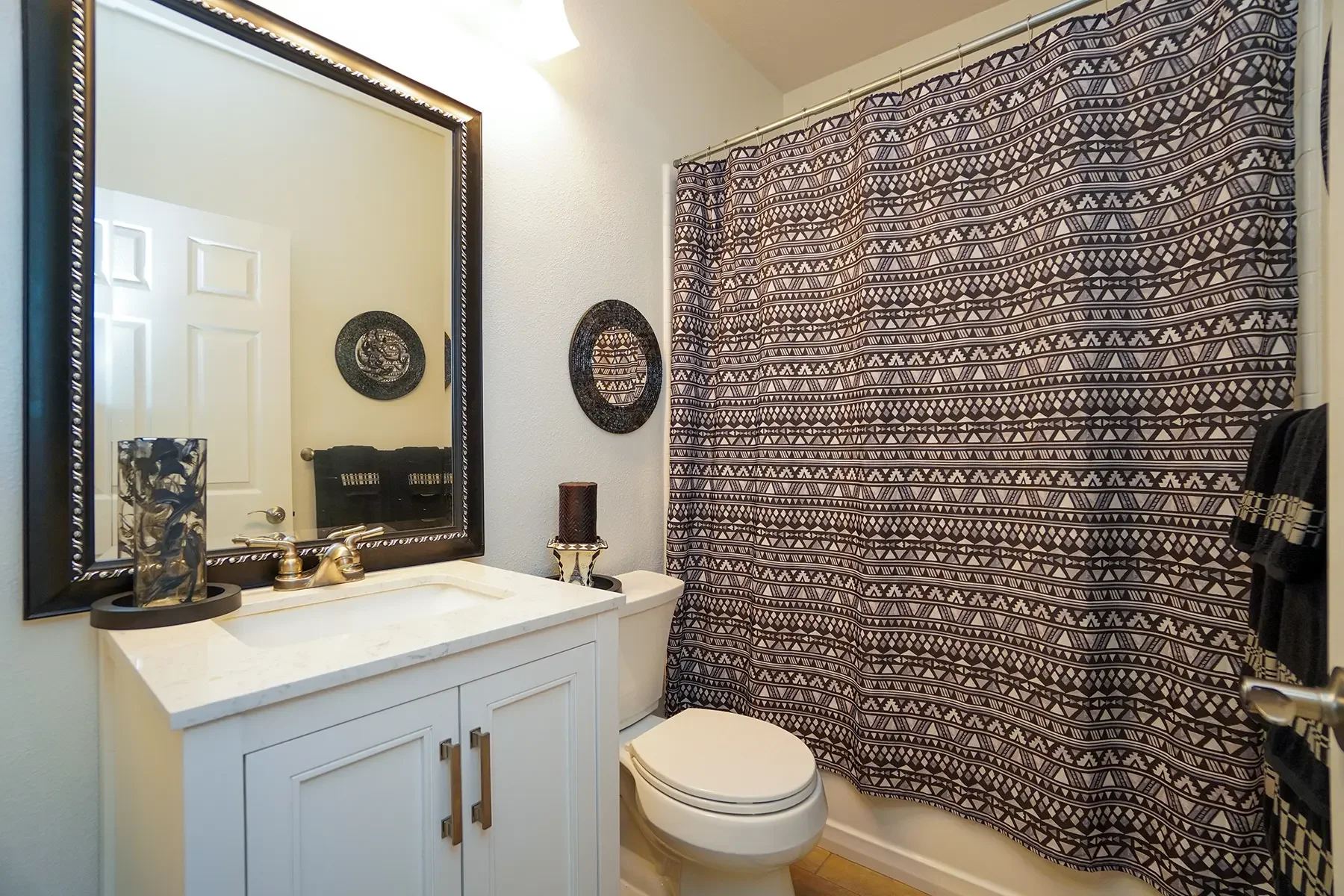 First floor full bathroom at 1239 Bayside Lane in Oxnard, CA.