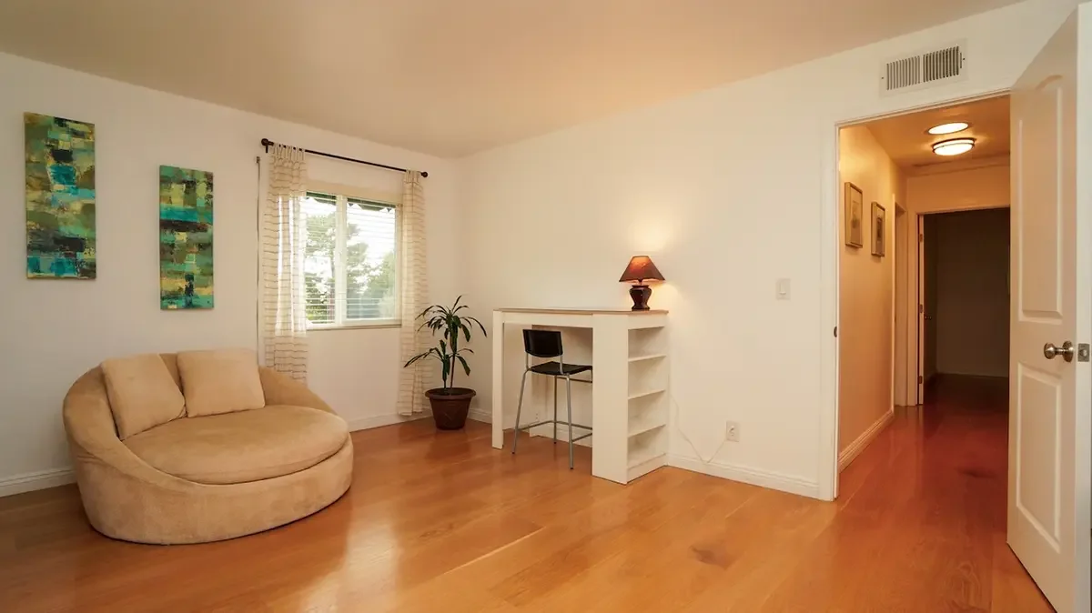 Primary room retreat of 304 Hickory Grove Drive in Thousand Oaks, CA.