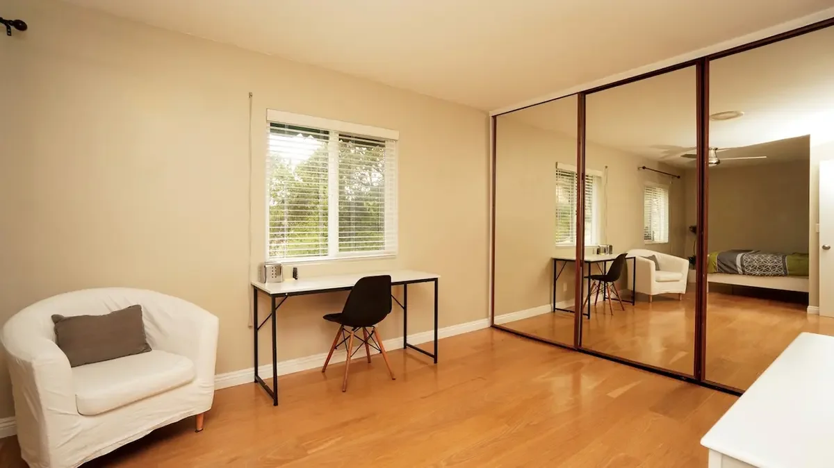 Secondary bedroom of 304 Hickory Grove Drive in Thousand Oaks, CA.