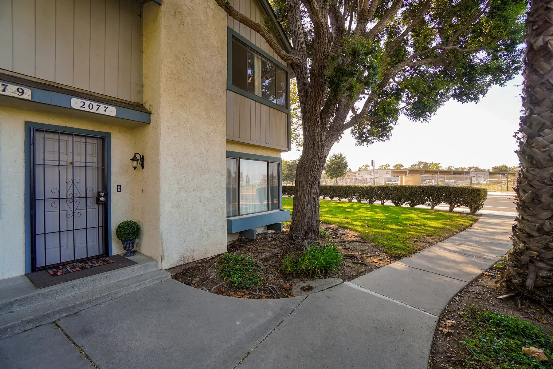 Exterior front view of 2077 Bard Road in Oxnard, CA.