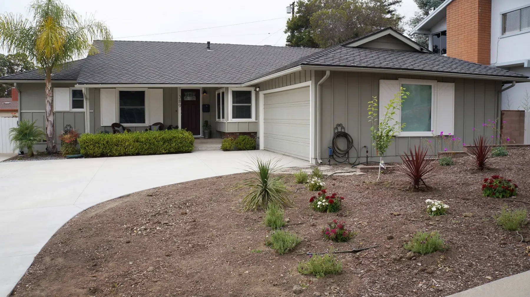 Exterior view of 389 North Dos Camino in Ventura, CA.