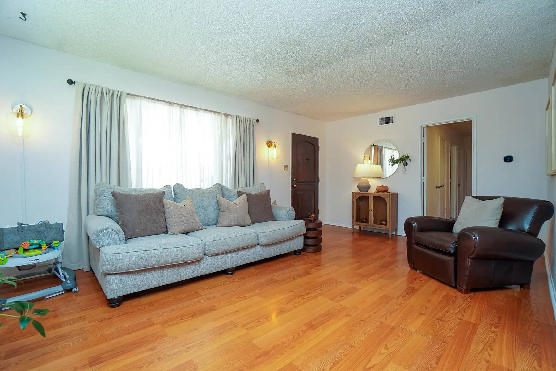 Living room of 406 Lucada Street in Santa Paula, CA.