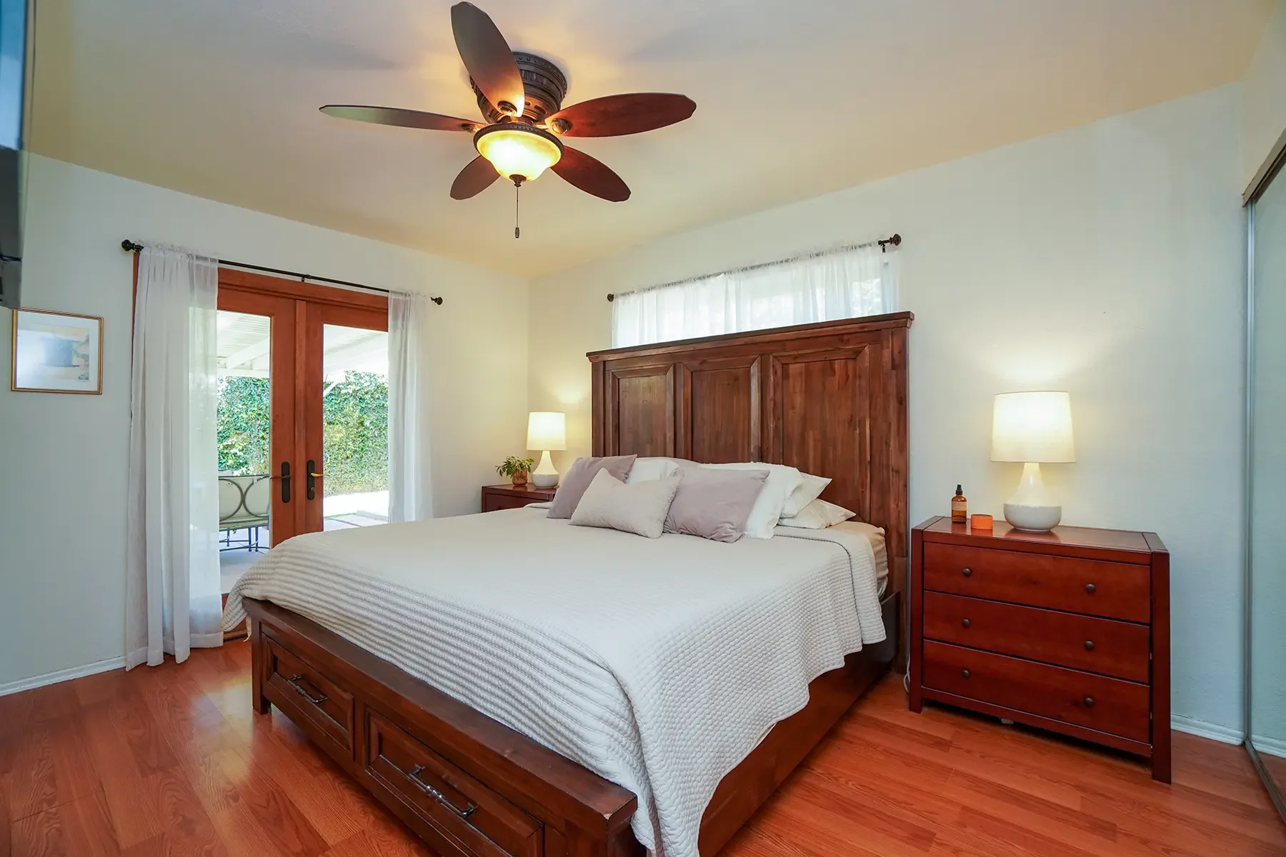 Primary bedroom of 406 Lucada Street in Santa Paula, CA.