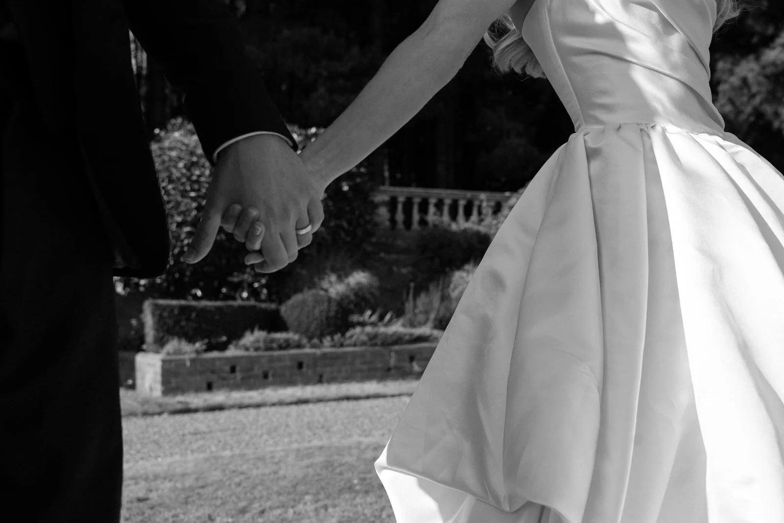 raissa-and-simon-wedding-morgan-kyle-liverpool_936.jpg