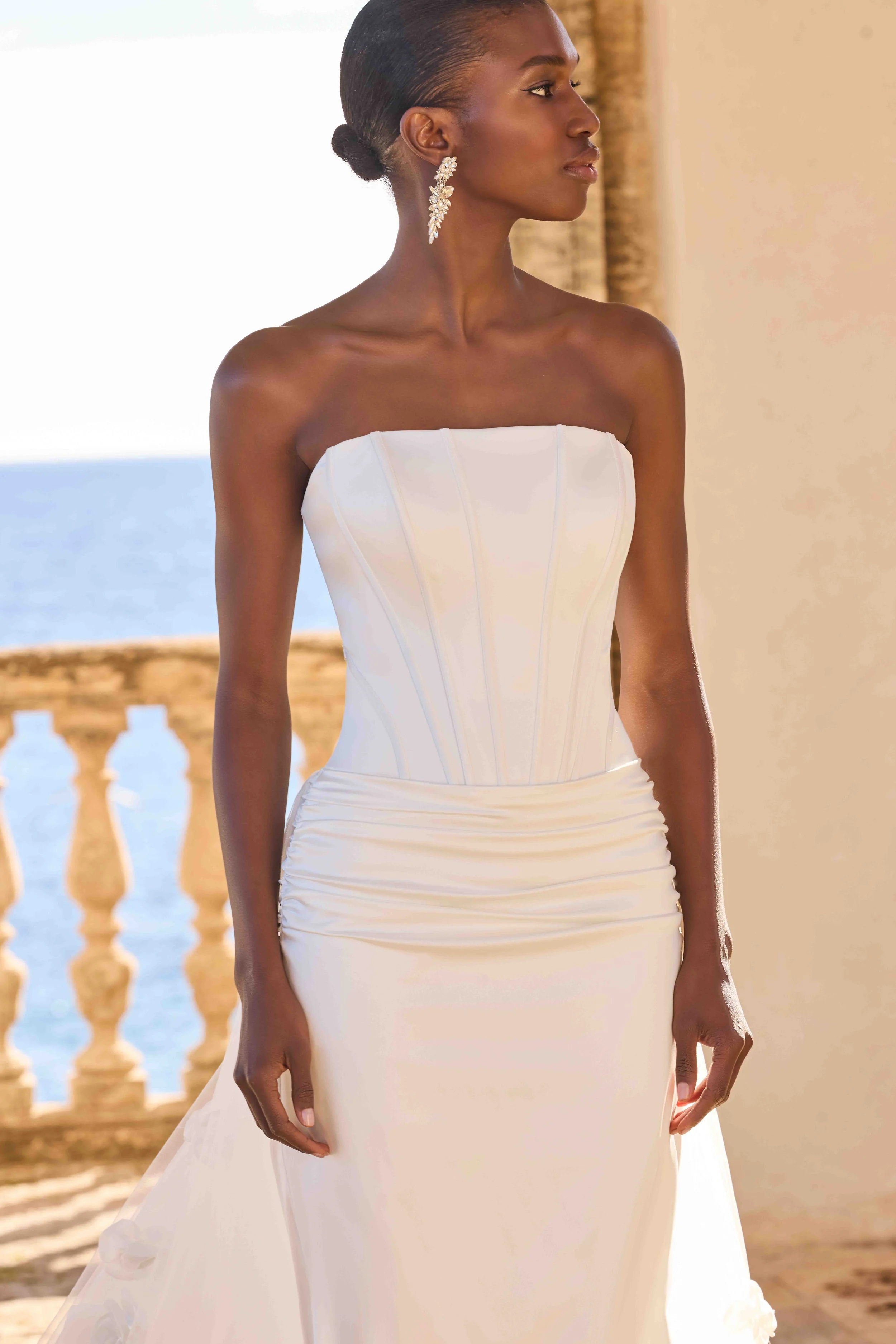 HALIA.       63148A.JPG