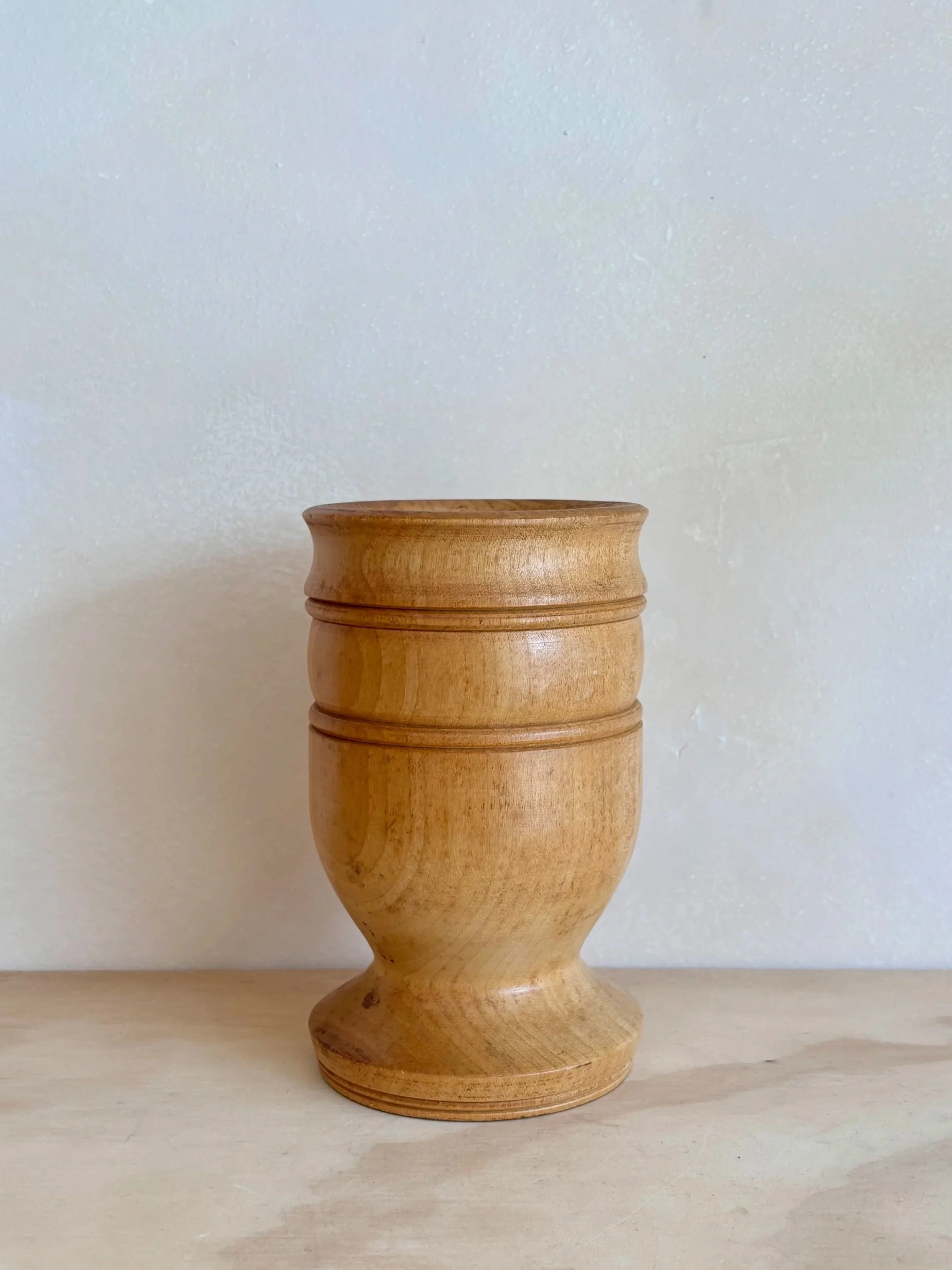 VINTAGE SYCAMORE VASE