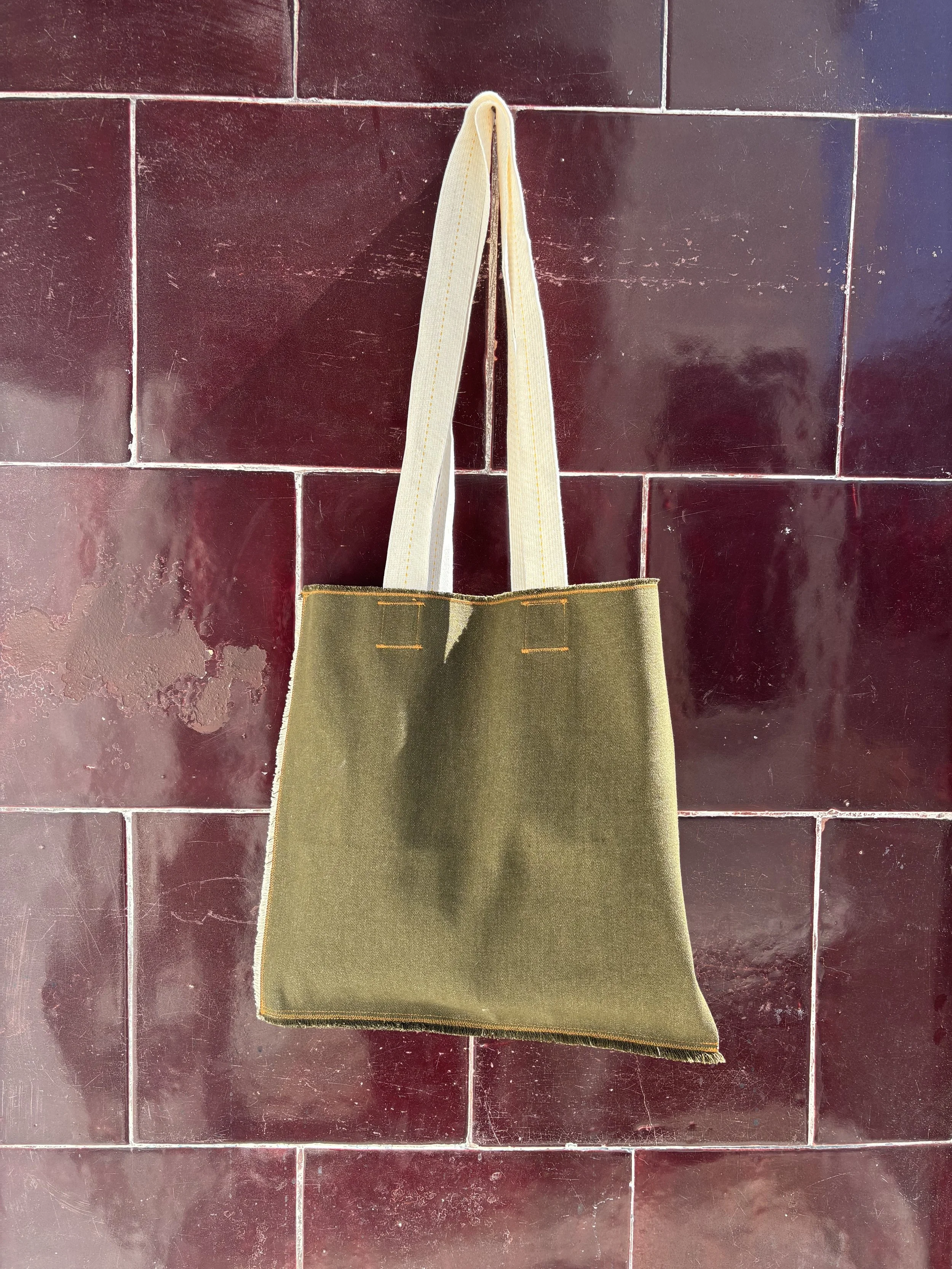 TOTE BAG: GREEN + ECRU