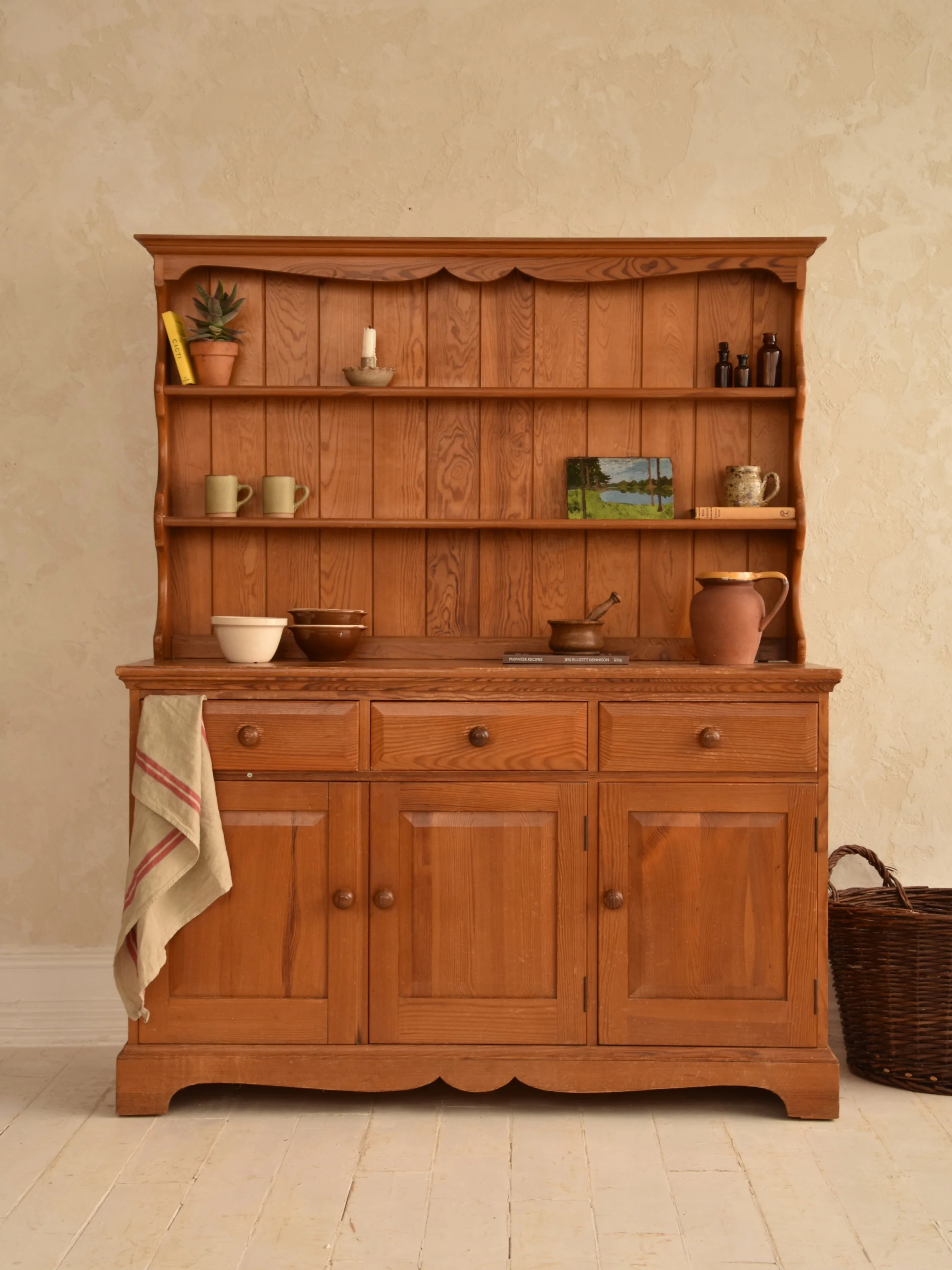 ERCOL WELSH DRESSER