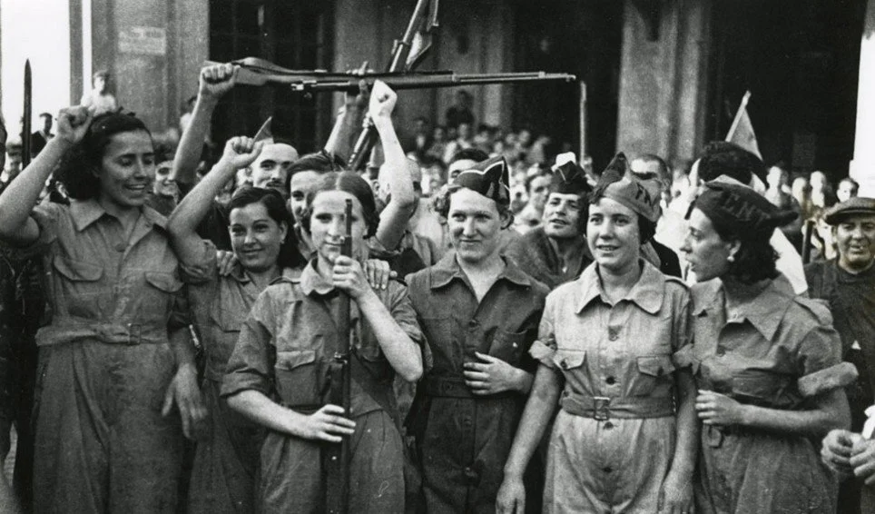 ASSIM QUE PASSAREM CINCO ANOS