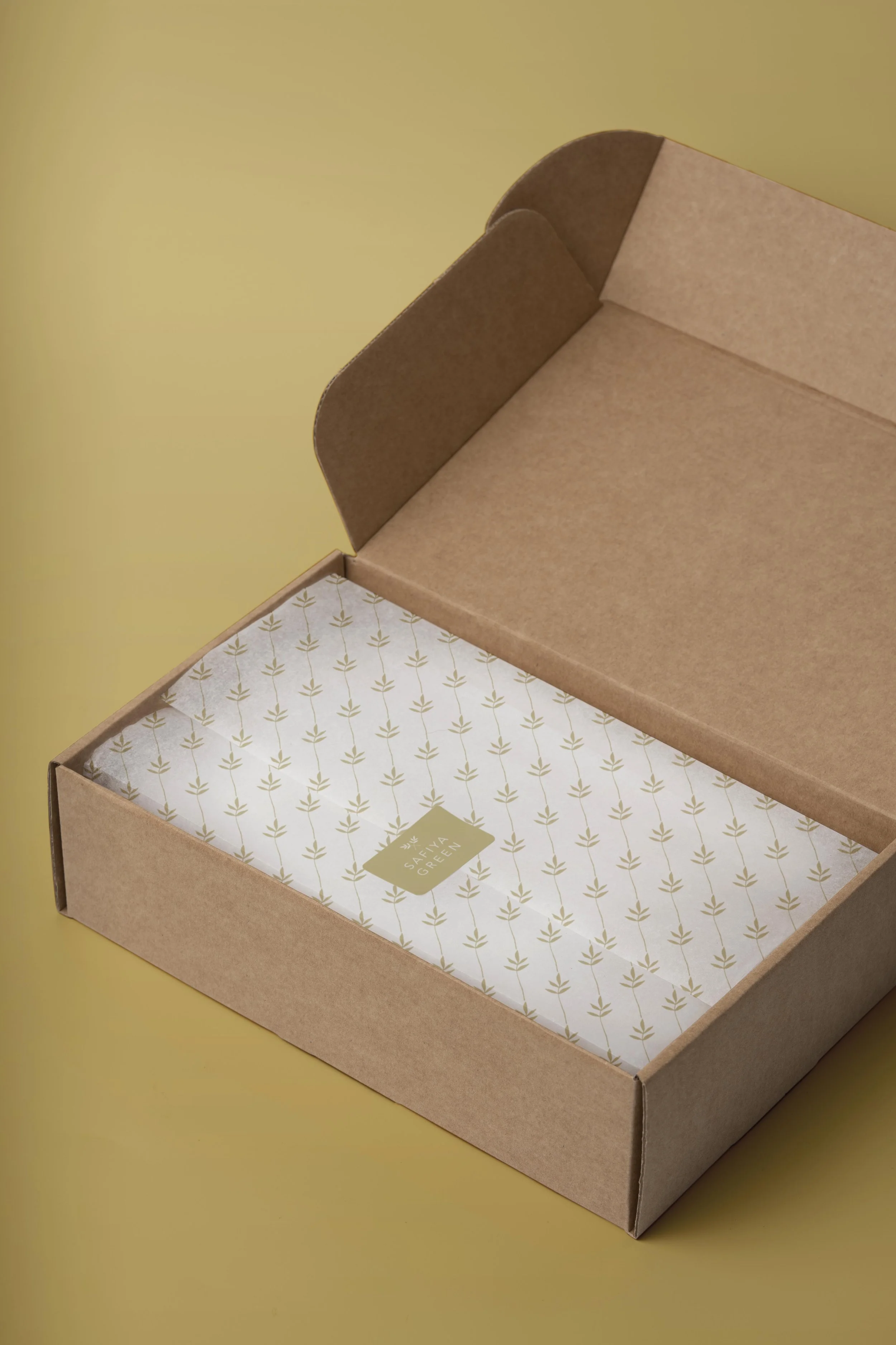 Fashion graphic studio branding9261626 copia.jpg