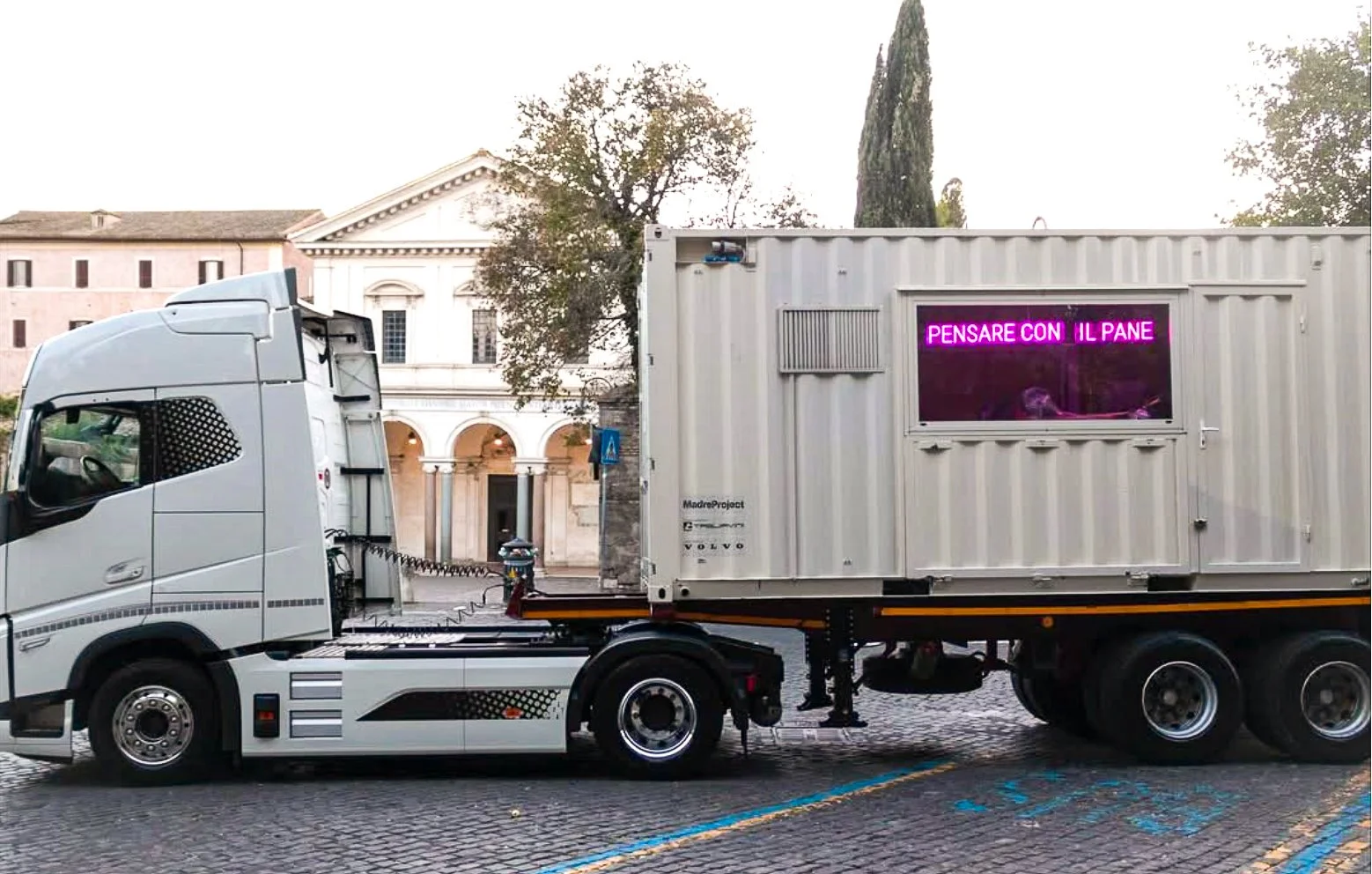 MadreProject container