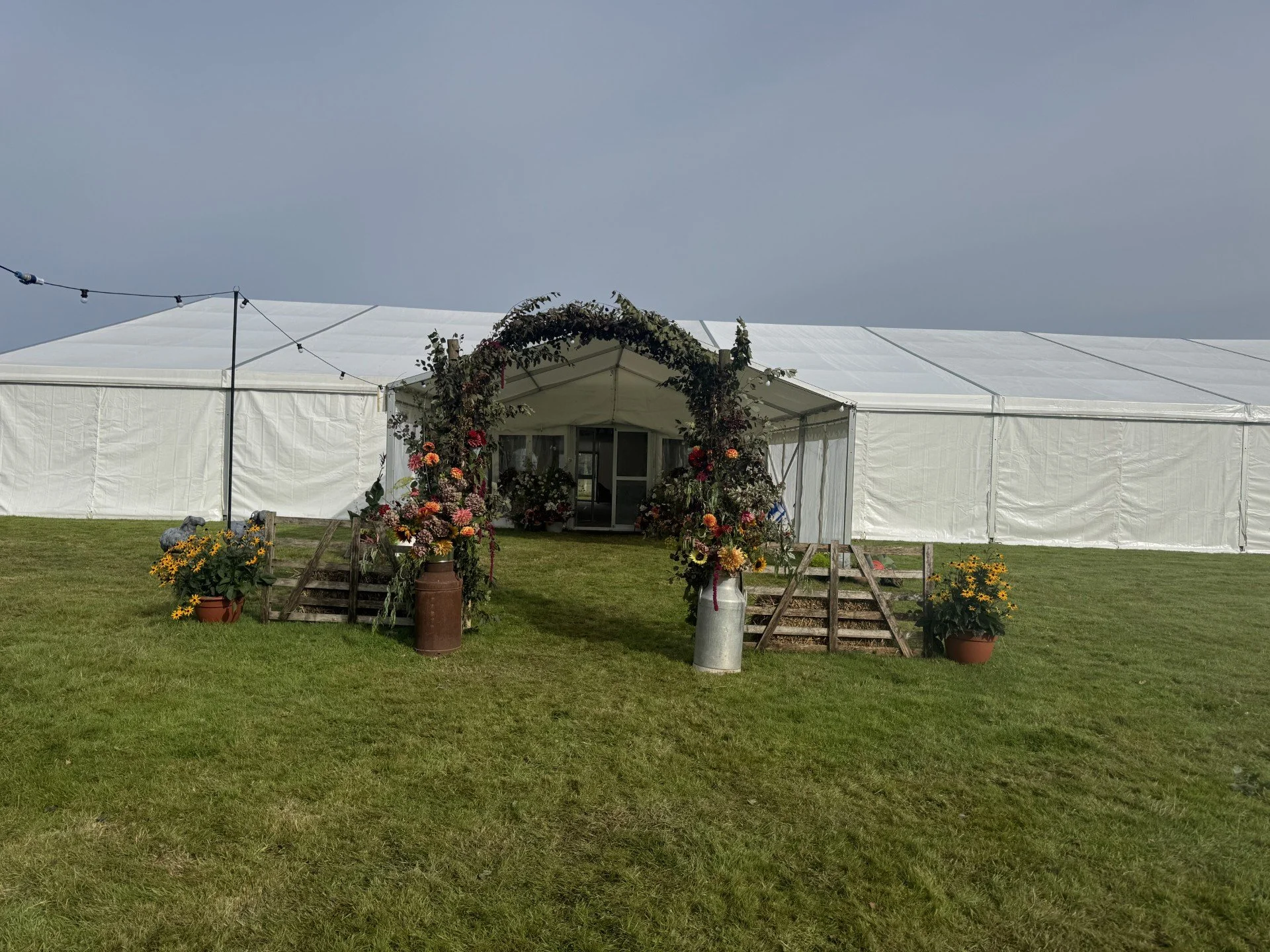 Oranssi project: wraparound deck