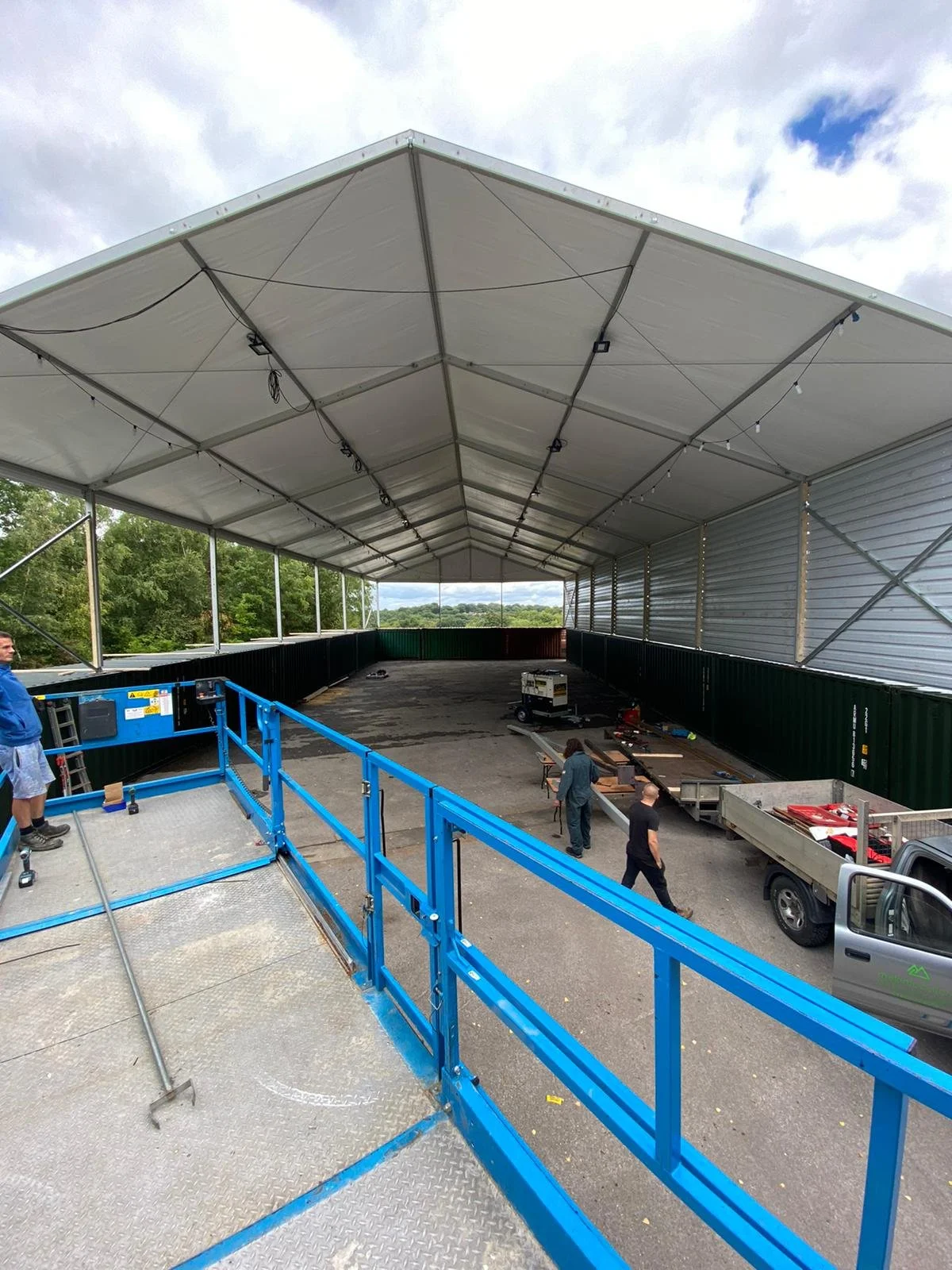 Oranssi project: studio shed