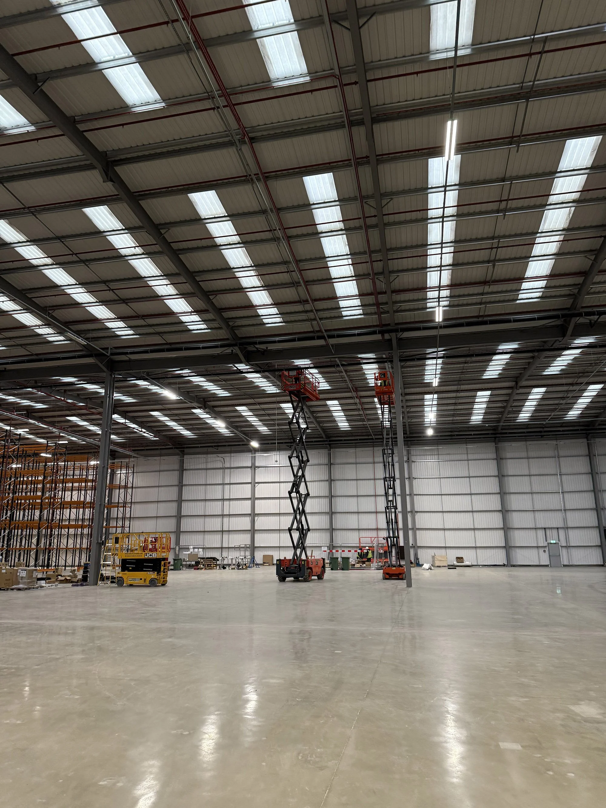 Why Warehousing &amp; Logistics Organisations Are Choosing UniFi