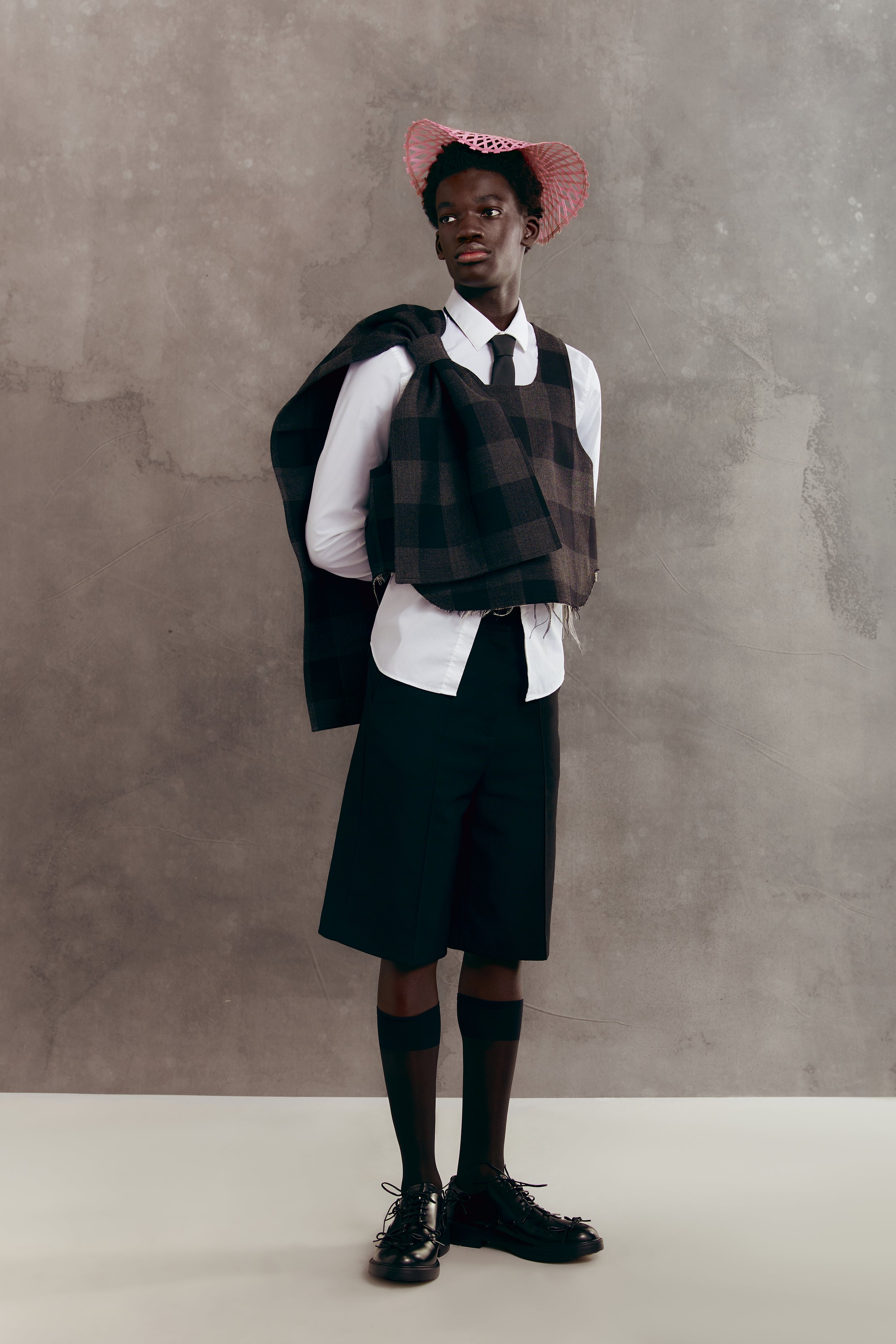 In The Limelight - The Rakish Gent-Look 6-488.jpg