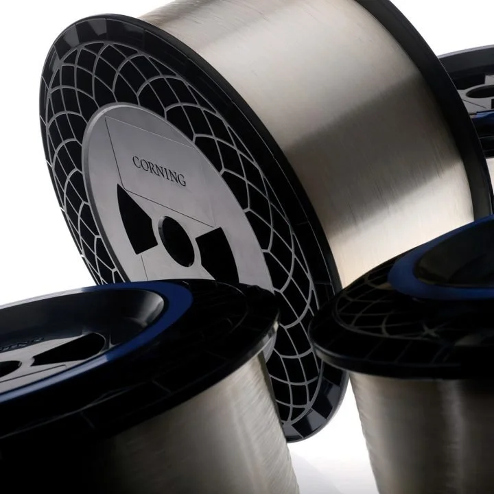 Corning_Fibre Optic_2.jpg