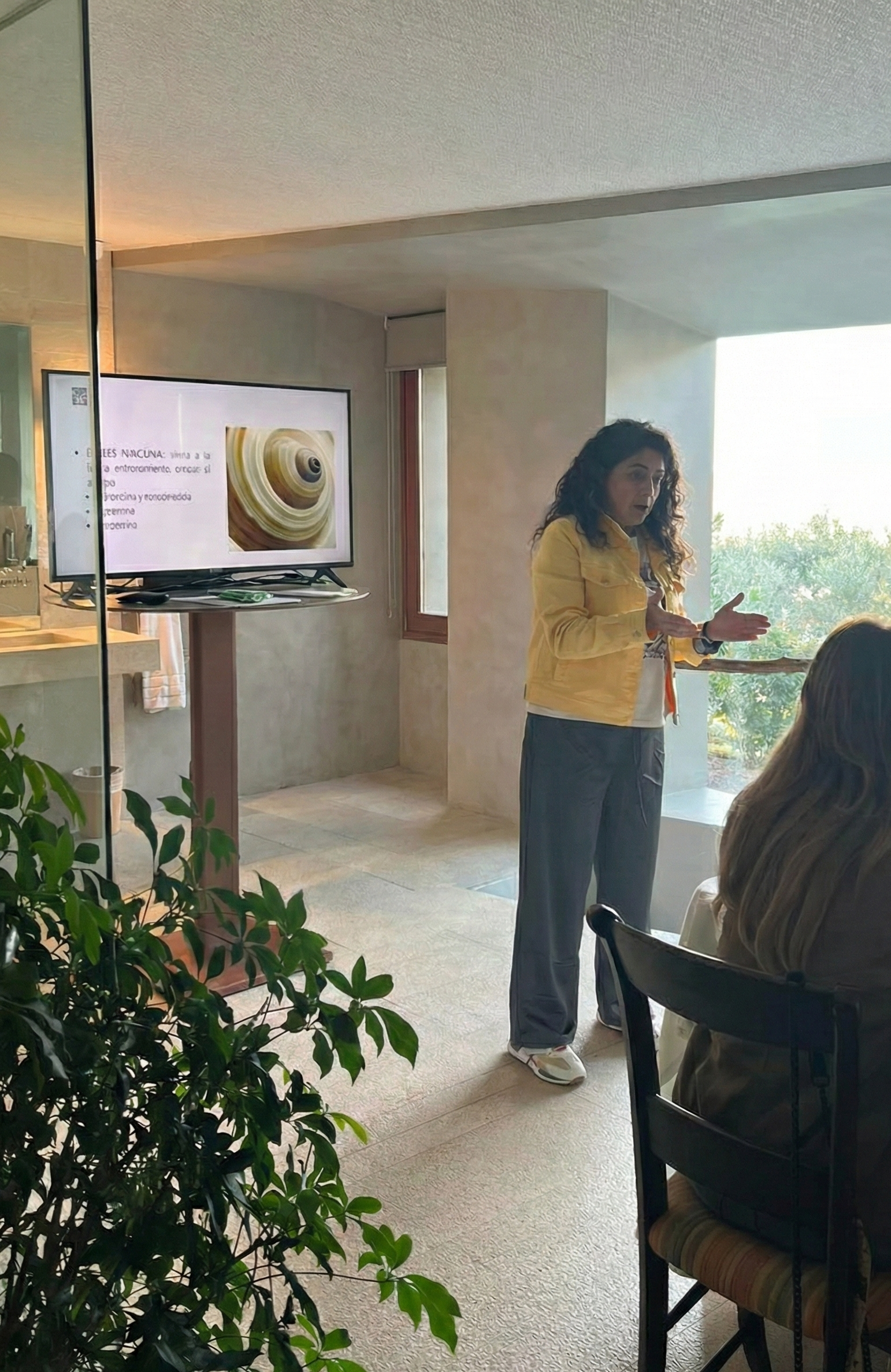 Itxaso Gurrea. Senior Coach con 30 años de experiencia acompañando a lideres, equipos y personas.  Para mejorar los resultados personales y profesionales, desarrollar el talento, generar equipos comprometidos y liderazgo coherente.