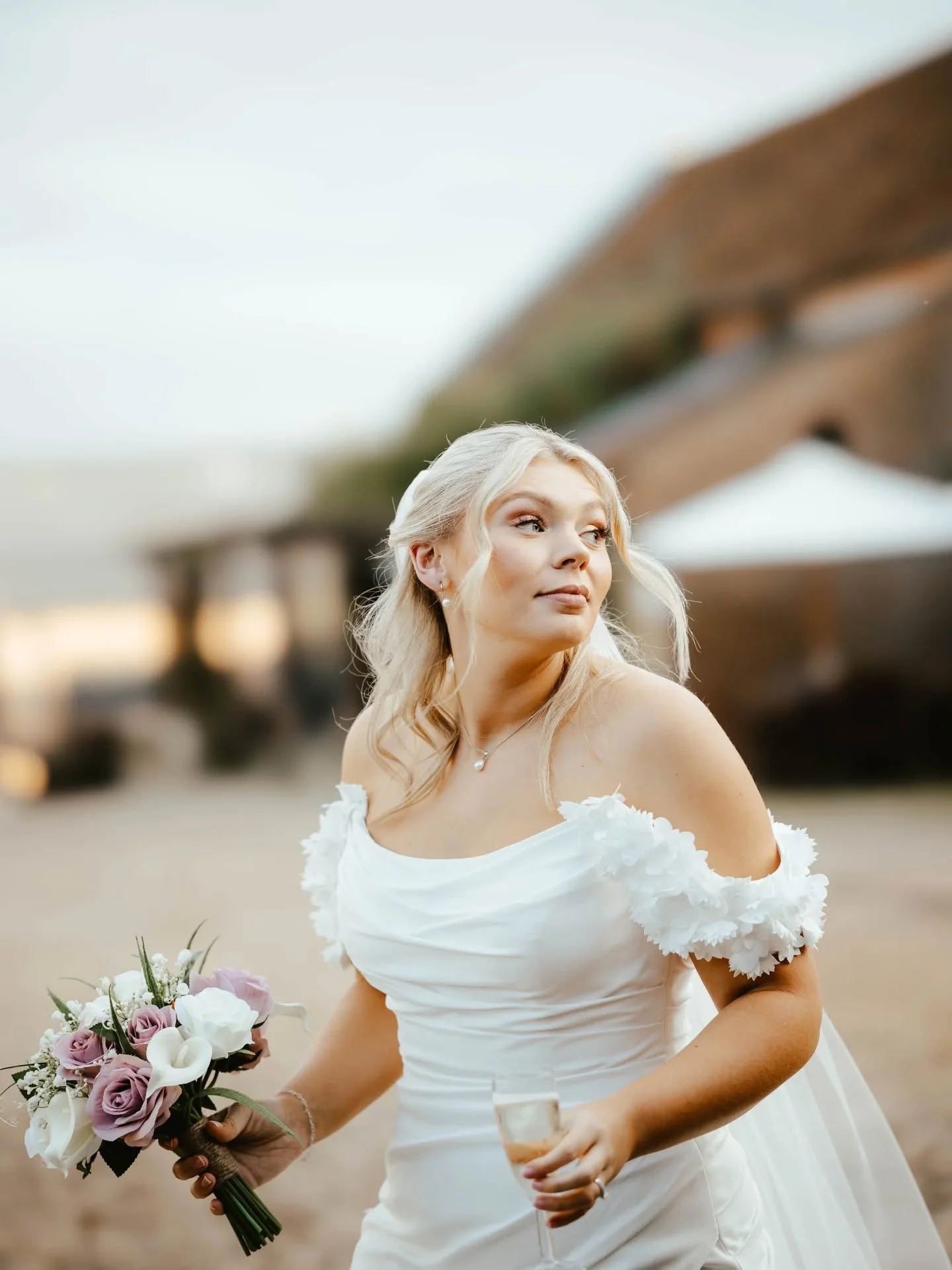 And just like that&hellip; she&rsquo;s married 

Walking into her next chapter with love, joy, and a heart full of forever.

@huntershallnorfolk