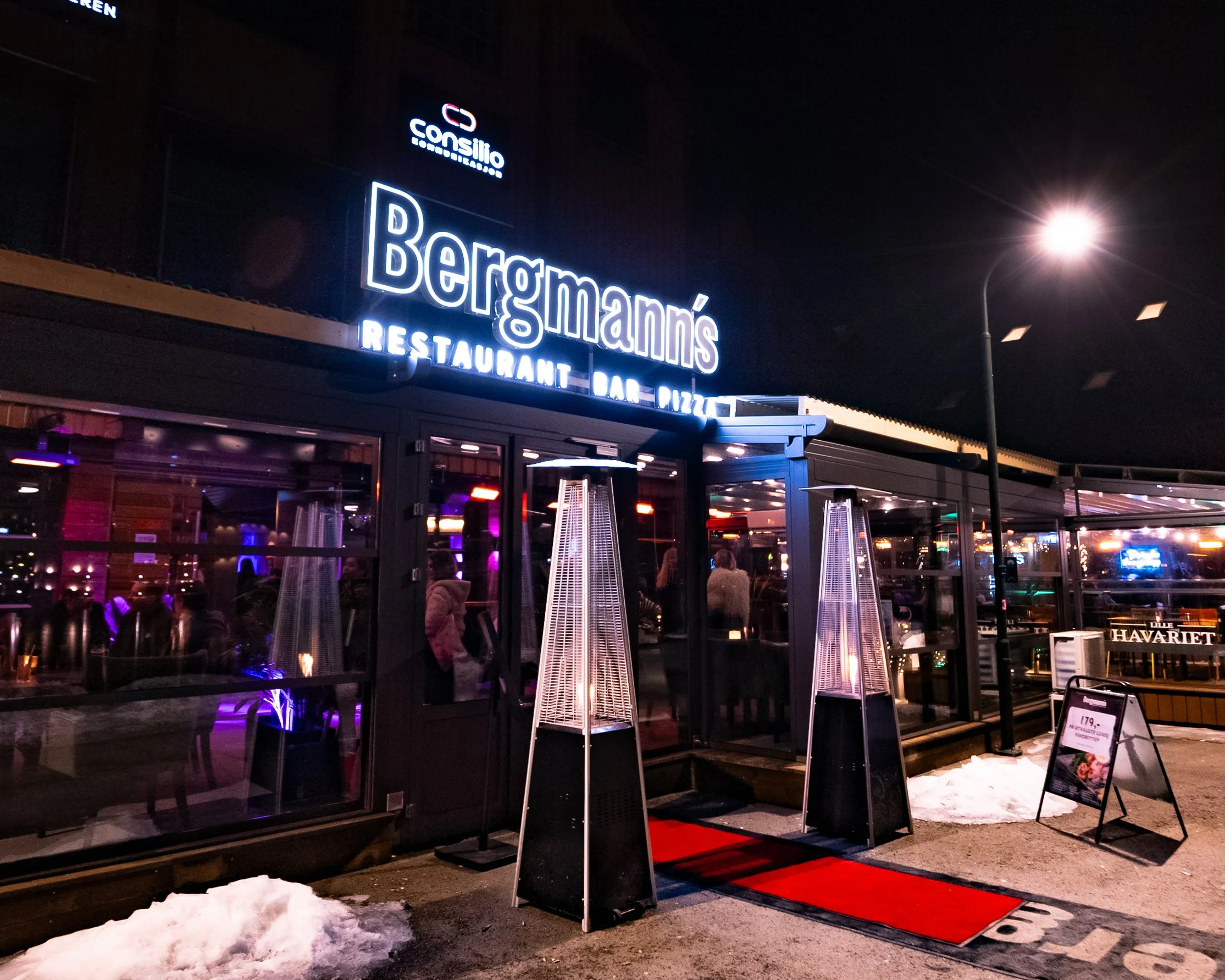 Nattklubb og djs hver fredag og lørdag hos Bergmanns Tønsberg.