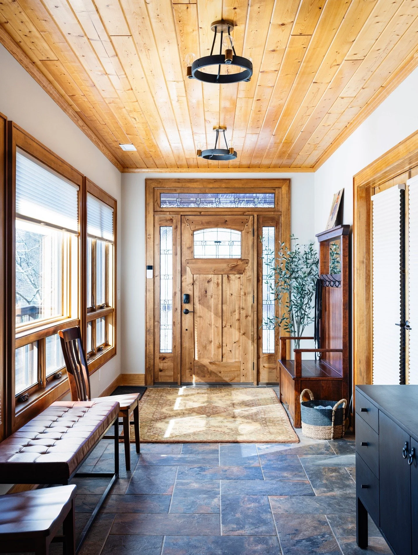 Anyone else enjoying that warm sunshine coming through the windows with a few days of temps above freezing? ☀