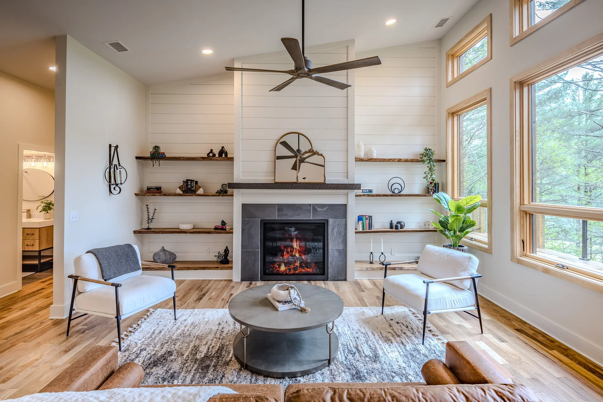 Large 1920 X 1080-9.jpg