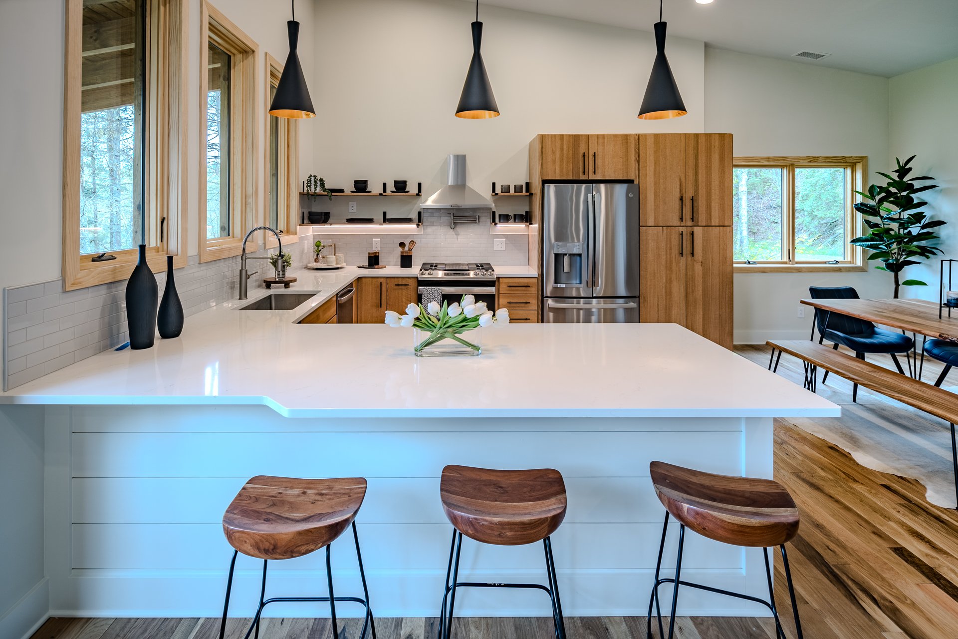 Large 1920 X 1080-15.jpg