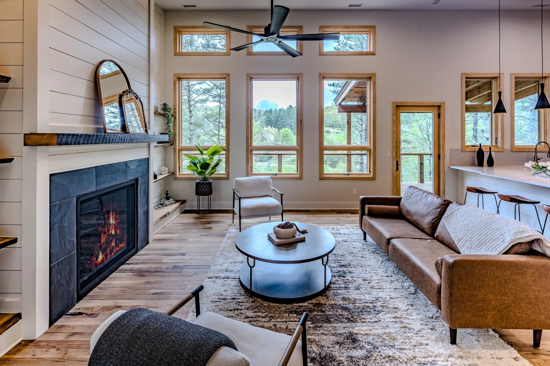 Large 1920 X 1080-11.jpg