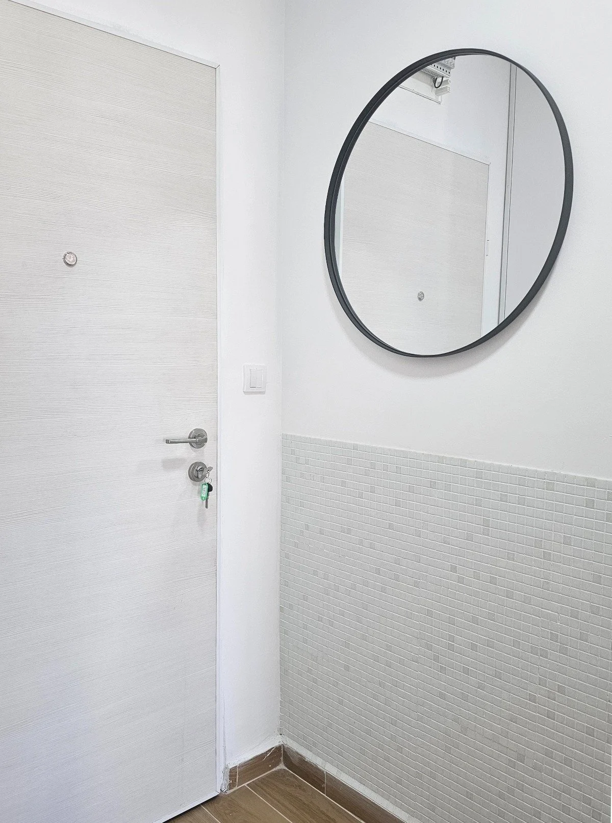 Entrance_apartment_Kunbor