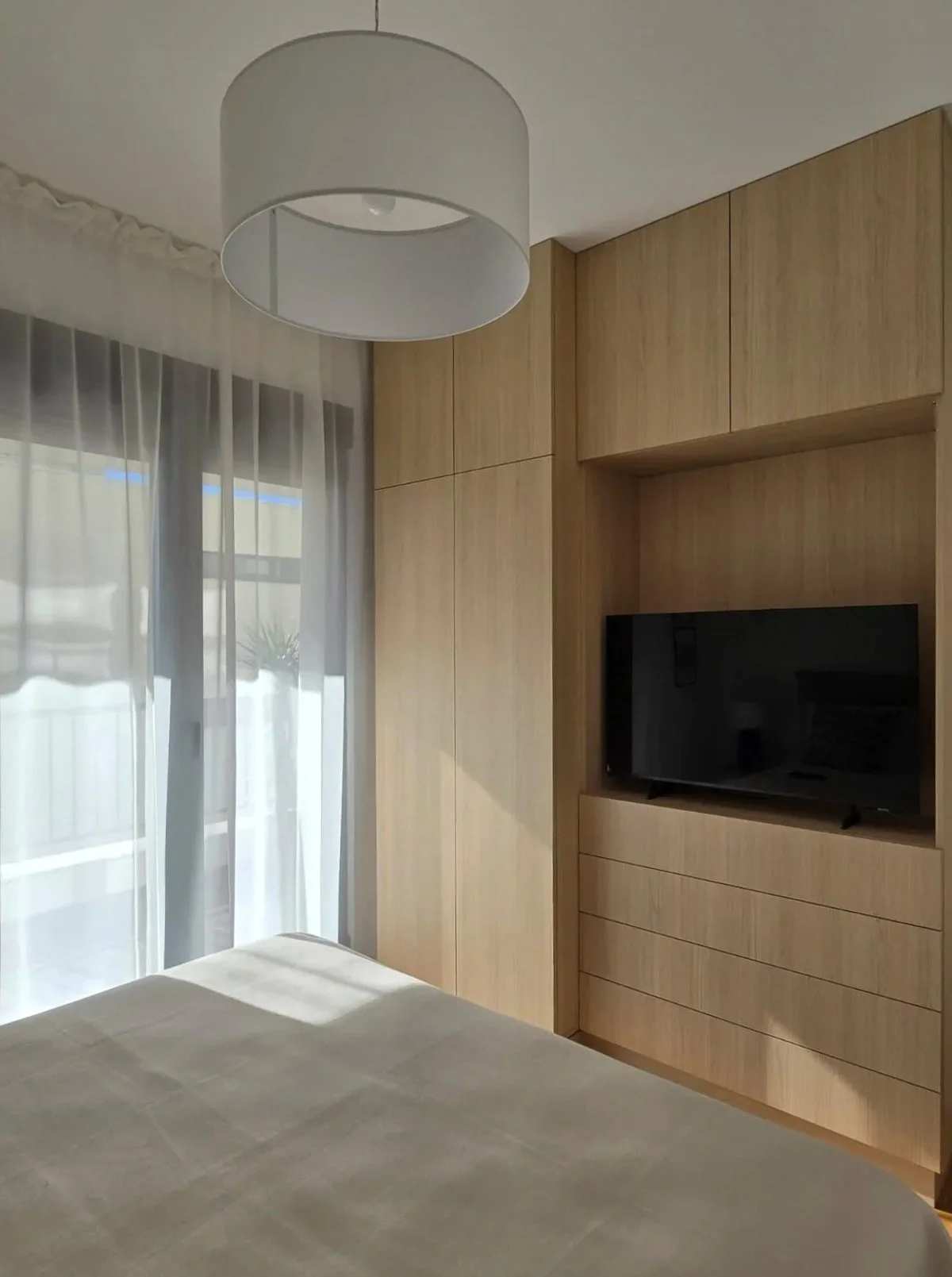 wardrobe in the bedroom