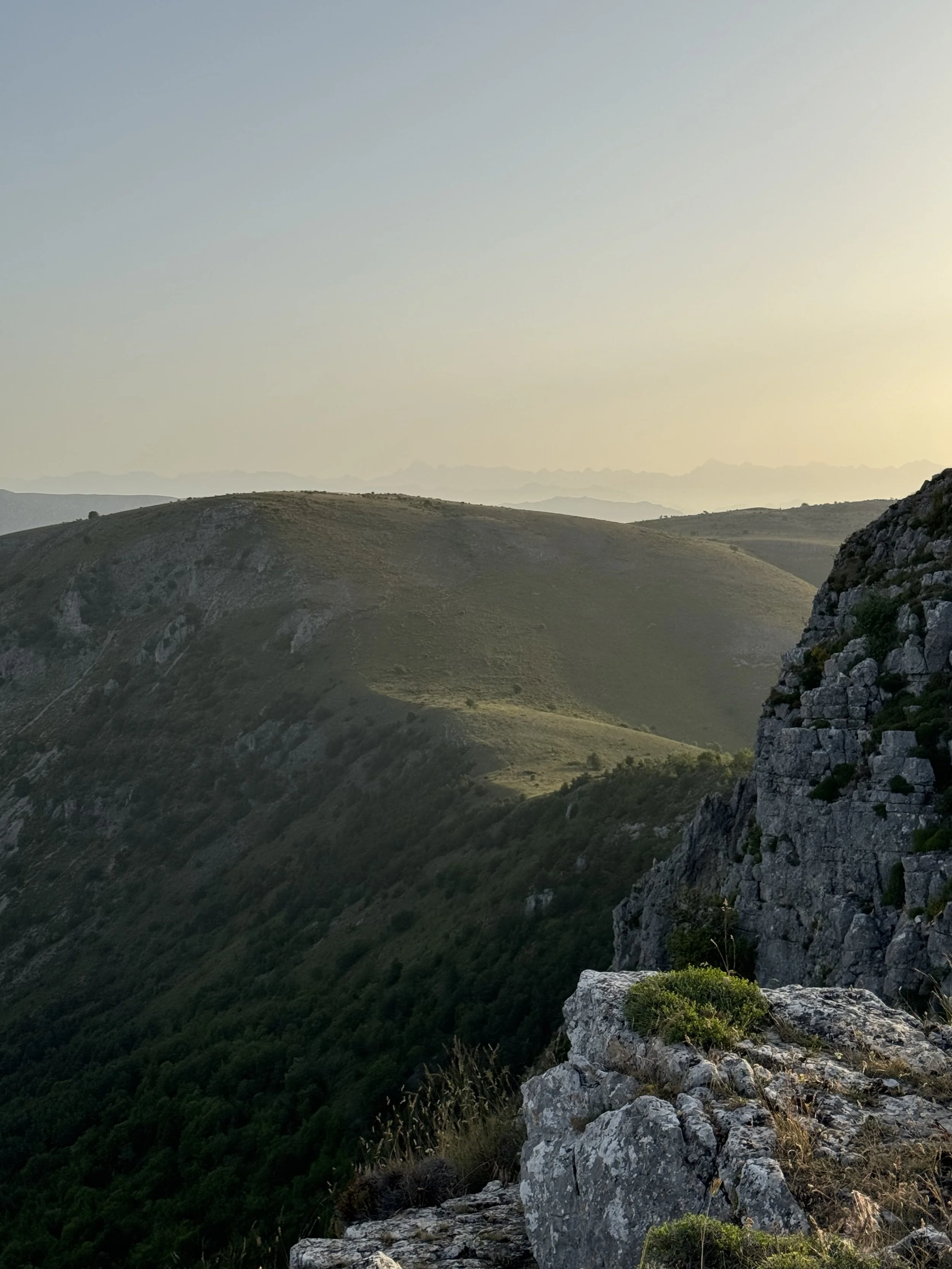 Rolling Hills &amp; Horizons