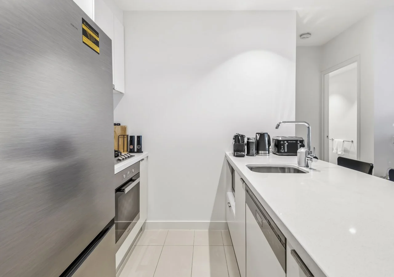 Self contained apartment with fully equipped kitchen Southbank