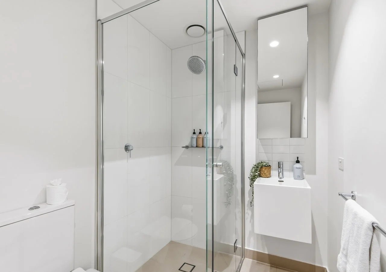 Southbank Apartment bathroom
