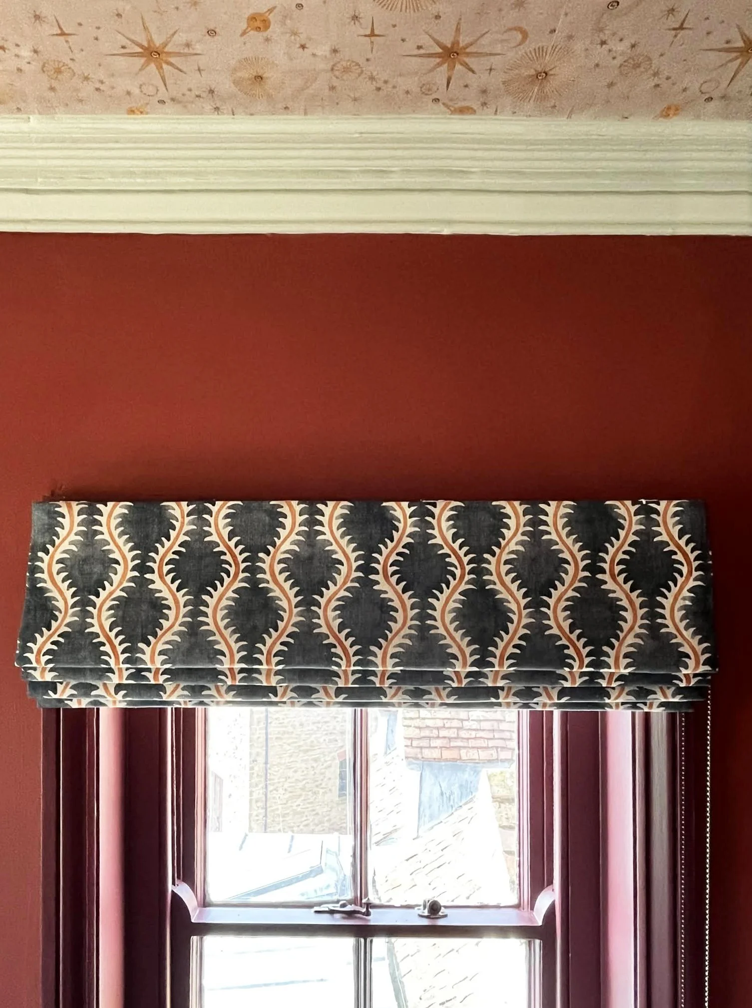 Otto's Roman Blind.JPG