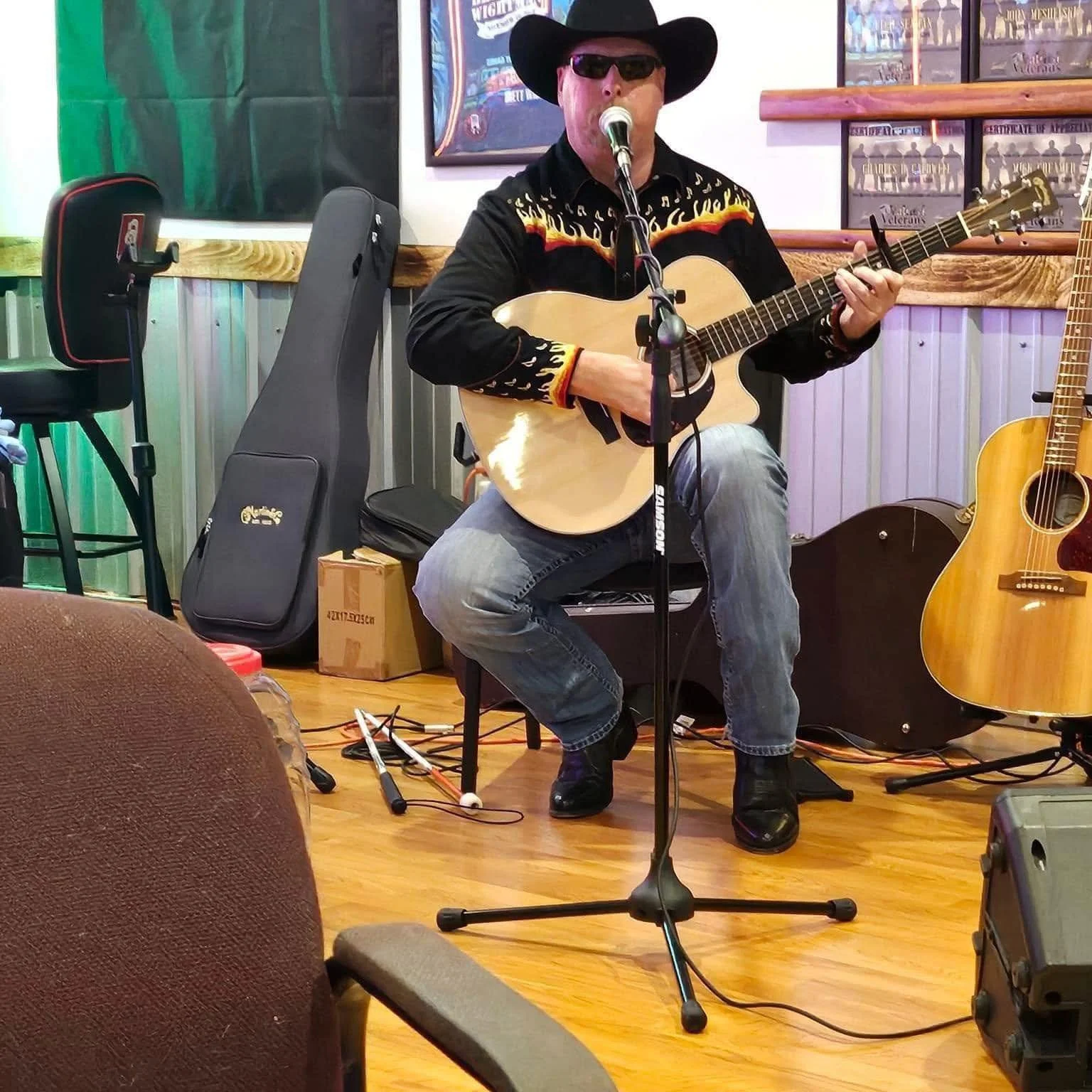Live Music with Jeremy Barnhart