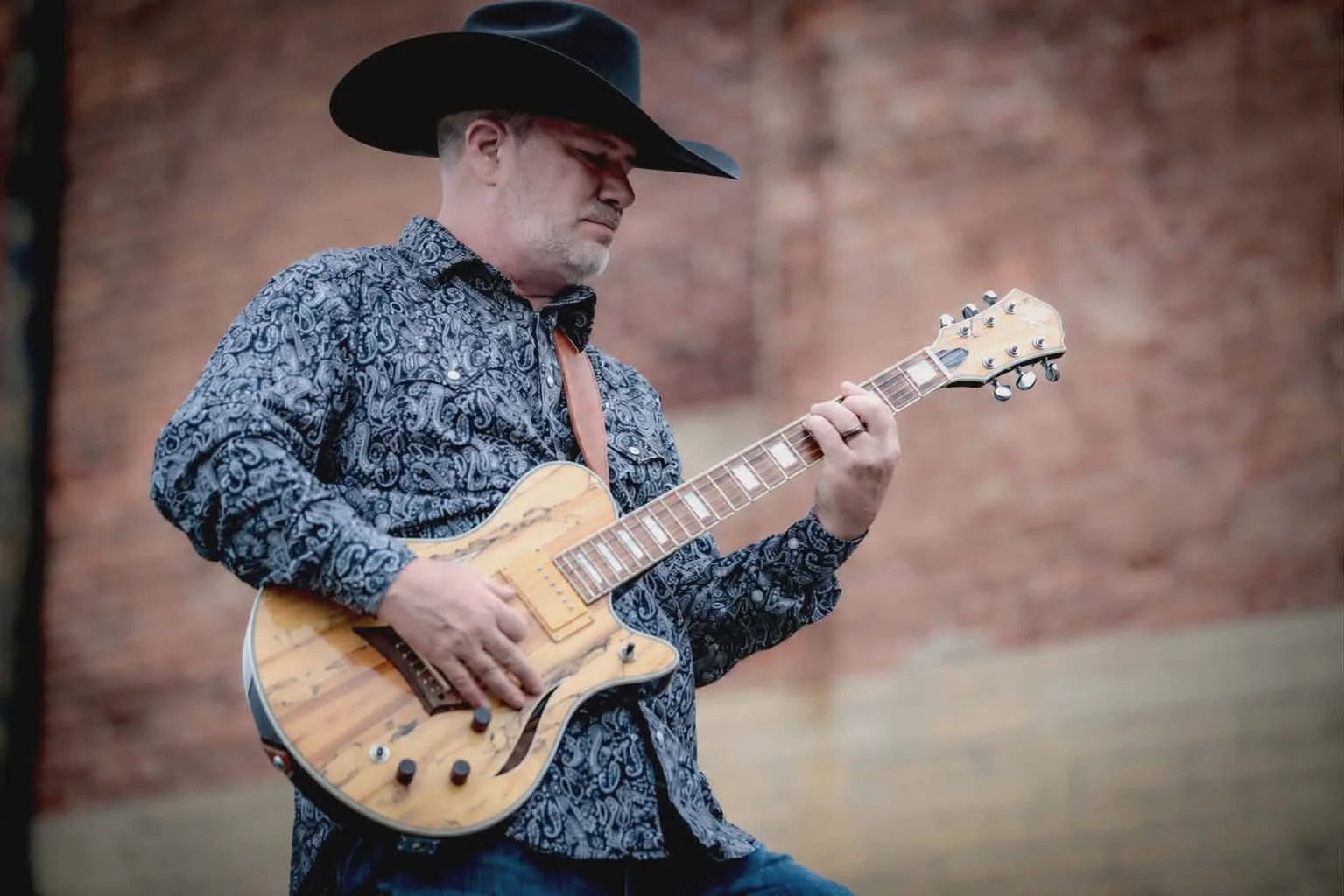 Live Music with Duo Sean Poole &amp; Michael Forrest