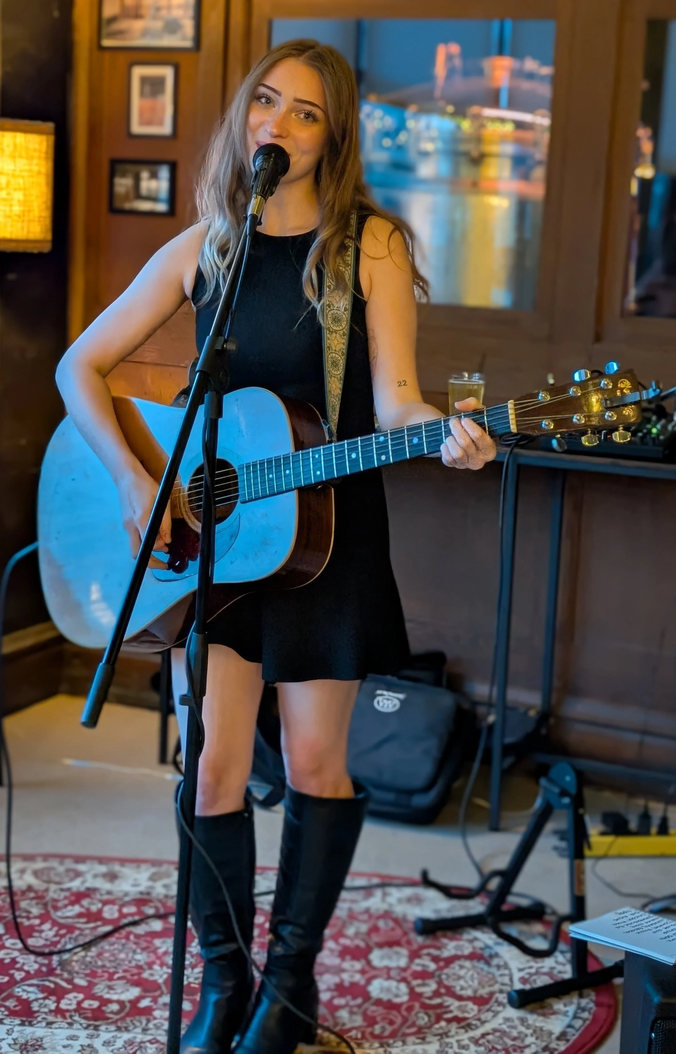 Live Music with Elaina Arthur