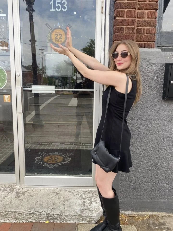 Live Music with Elaina Arthur