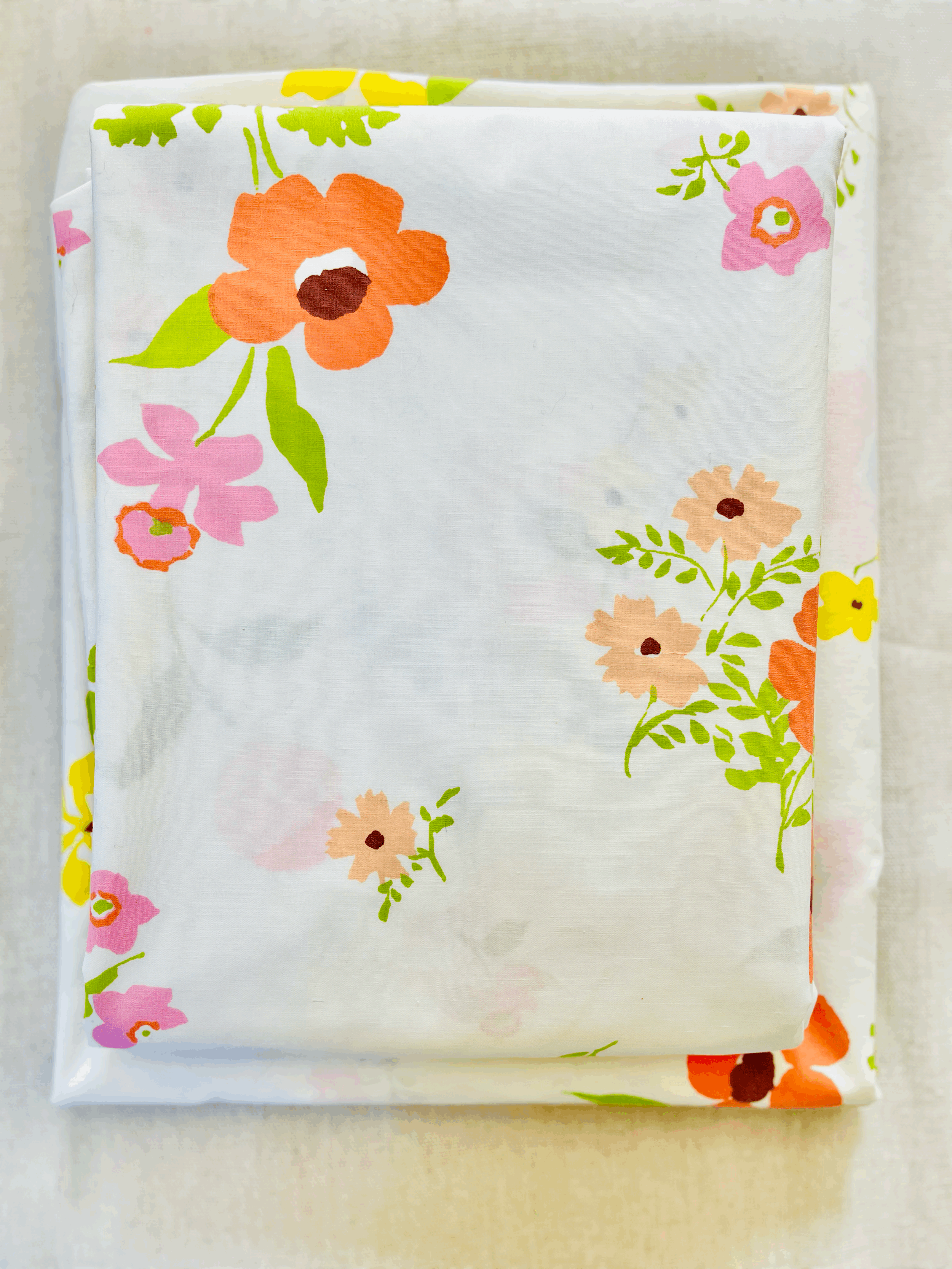 Vintage Floral Twin Sheet Set – 1970s Bright Garden Print