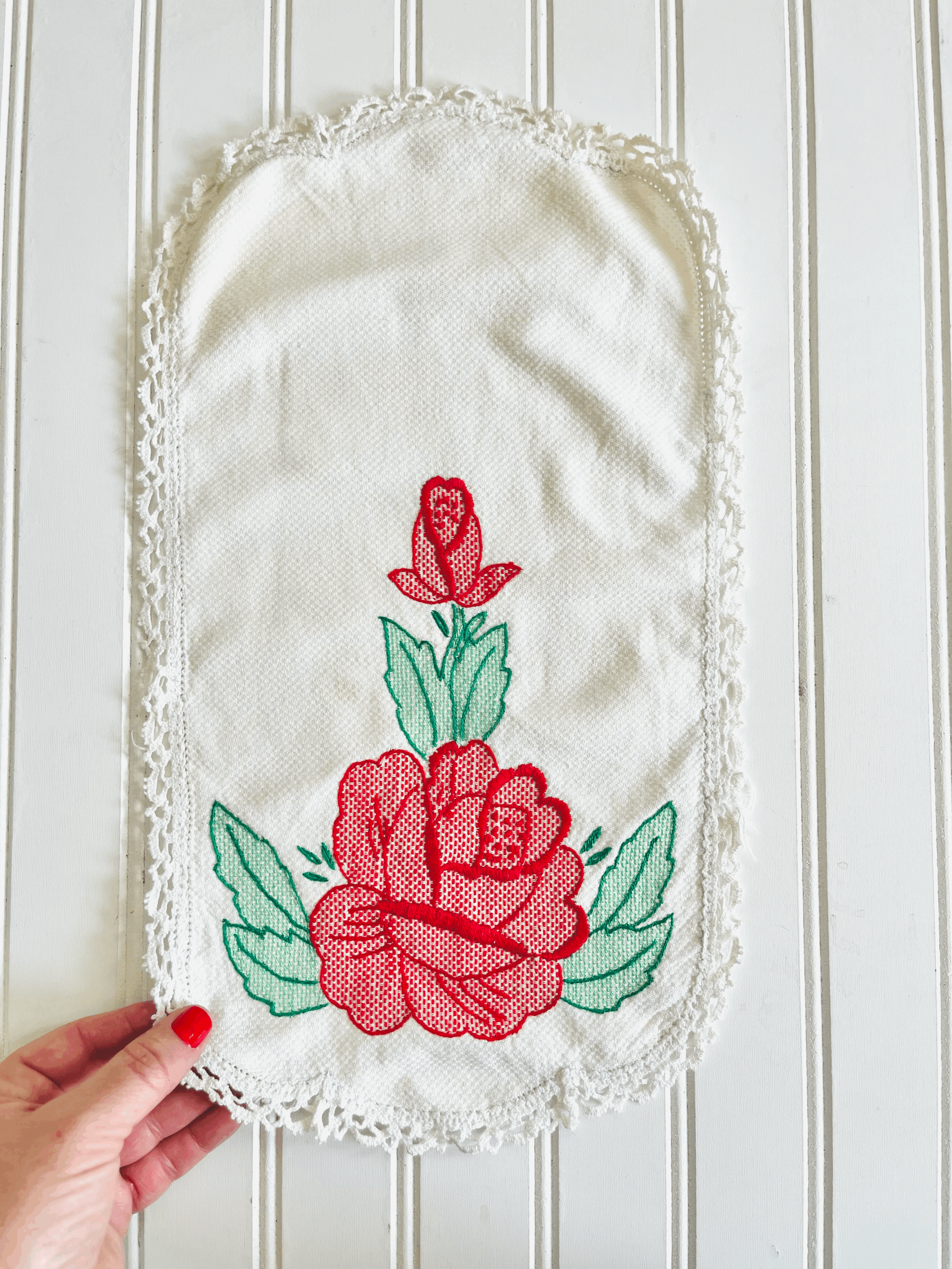 Vintage Embroidered Linen Accent Piece with Crochet Trim