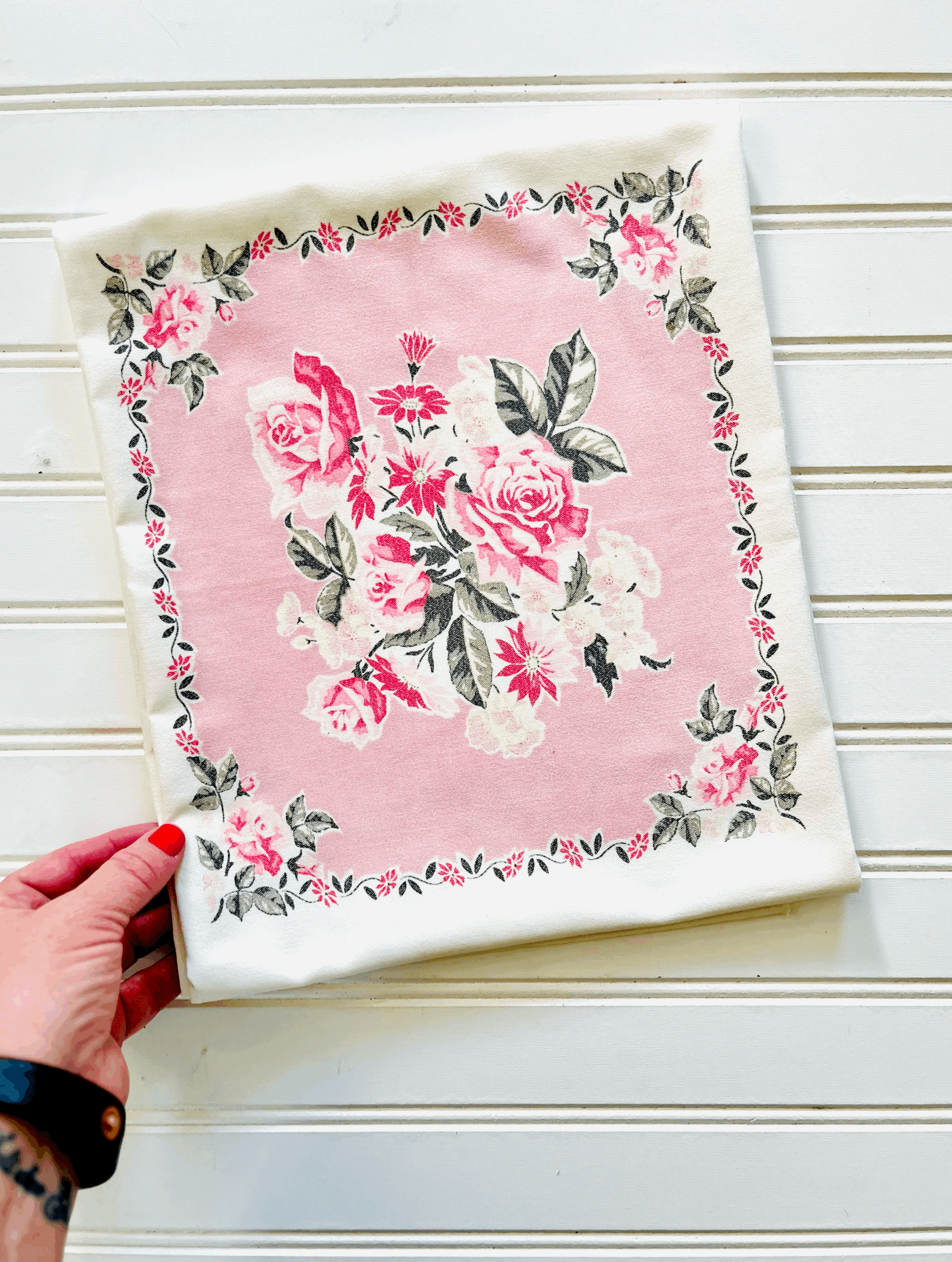 Vintage Pink Rose Floral Table Topper