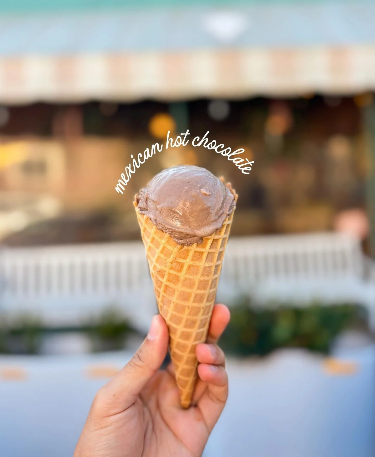 SCOOPING IN DECEMBER - MEXICAN HOT CHOCOLATE 🥵☕️🍫

Don&rsquo;t miss this chocolate flavor with mini marshmallows and a kick of cayenne!!!! This month only! 

(Plus it&rsquo;s gluten free 🙂&zwj;↕️)
