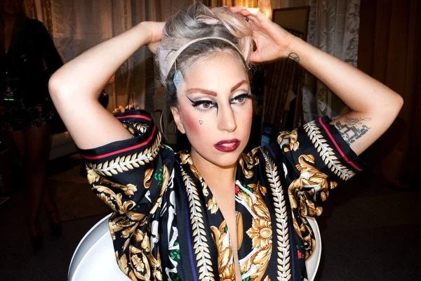 @ladygaga backstage during the #BornThisWayBall Tour in 2012 🖤

#gaga #ladygaga #bornthisway #chewingonpearls