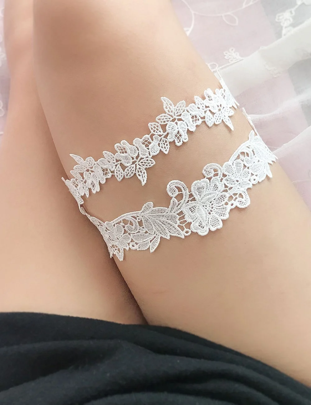 Lace Appliqué Garters ~ White