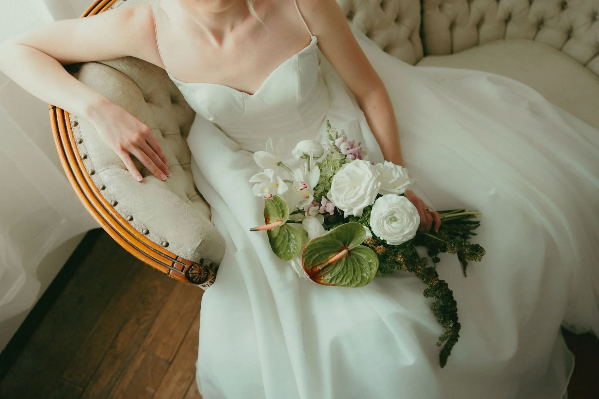 CarissaMennenPhotography-VillaTerraceStyledShootWisconsin-35.jpg