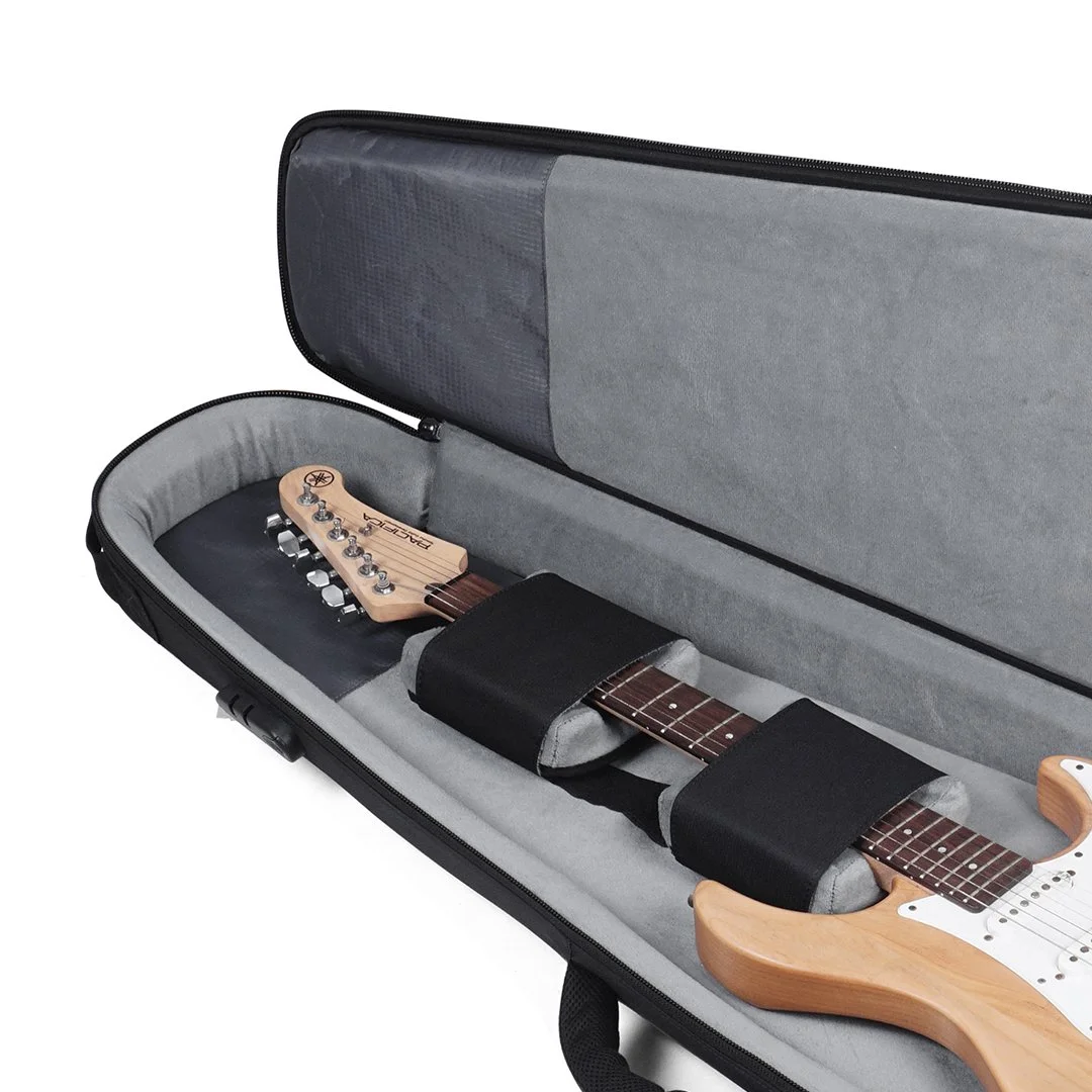 IMG leher bass resize.jpg