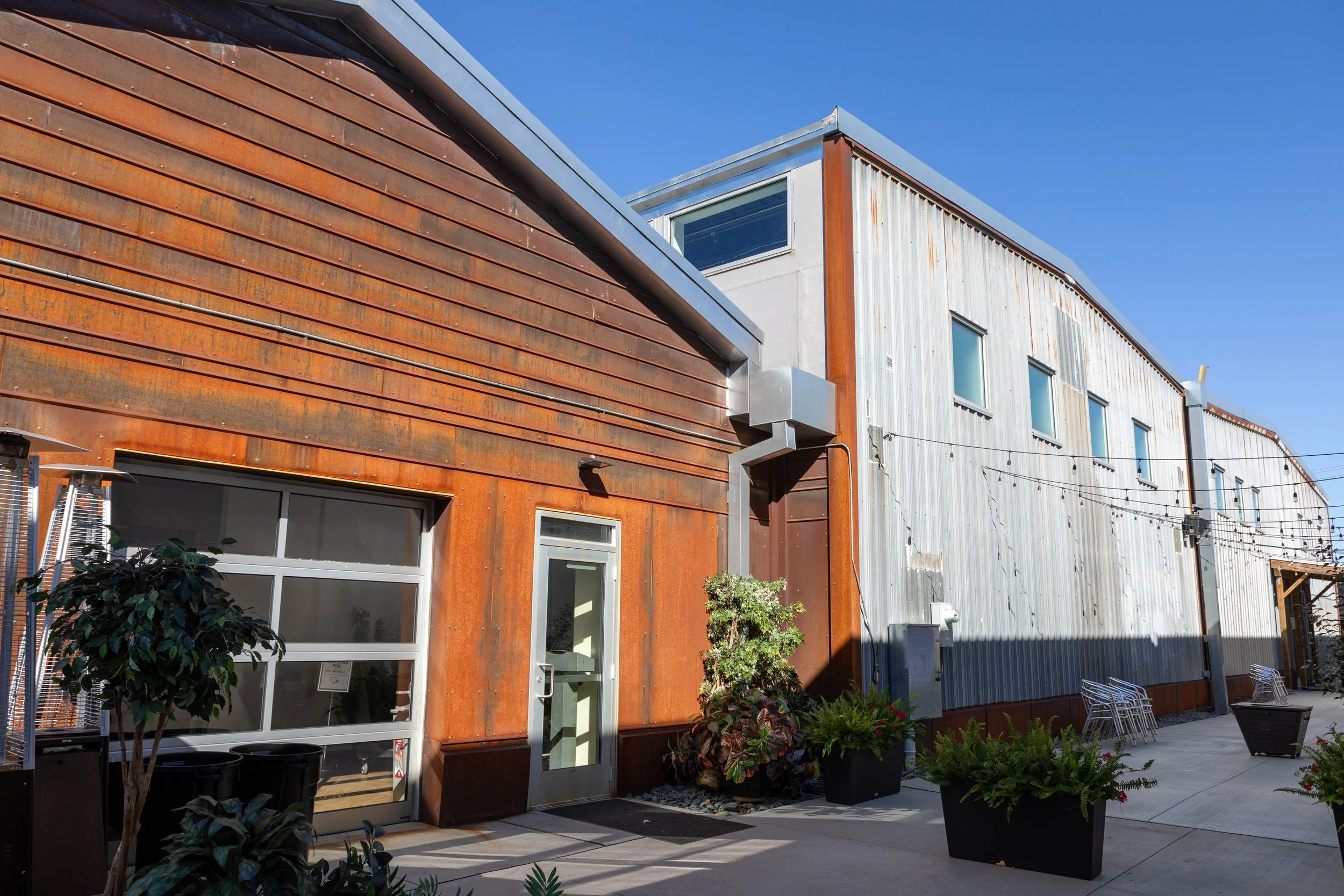 730 - 770 - Building 6.jpg