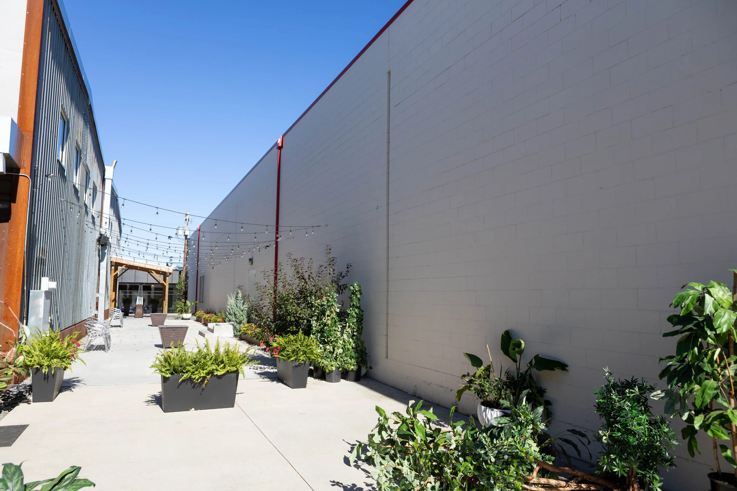 810 - Building 4.jpg